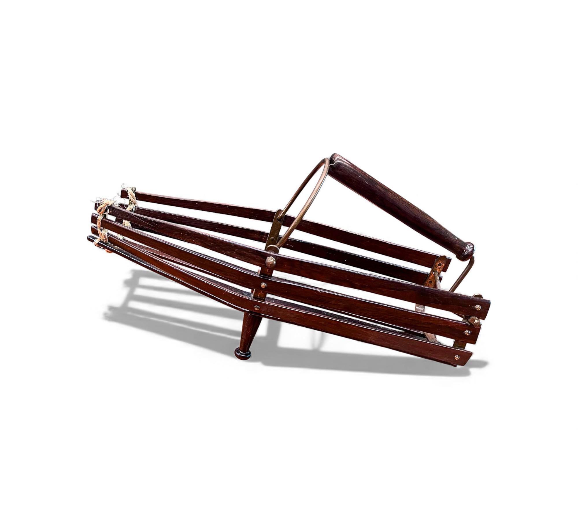 Brasilianischer Weinhalter aus der Mitte des Jahrhunderts aus Hartholz und Metall, Unbekannt, 1960er Jahre (Moderne der Mitte des Jahrhunderts) im Angebot