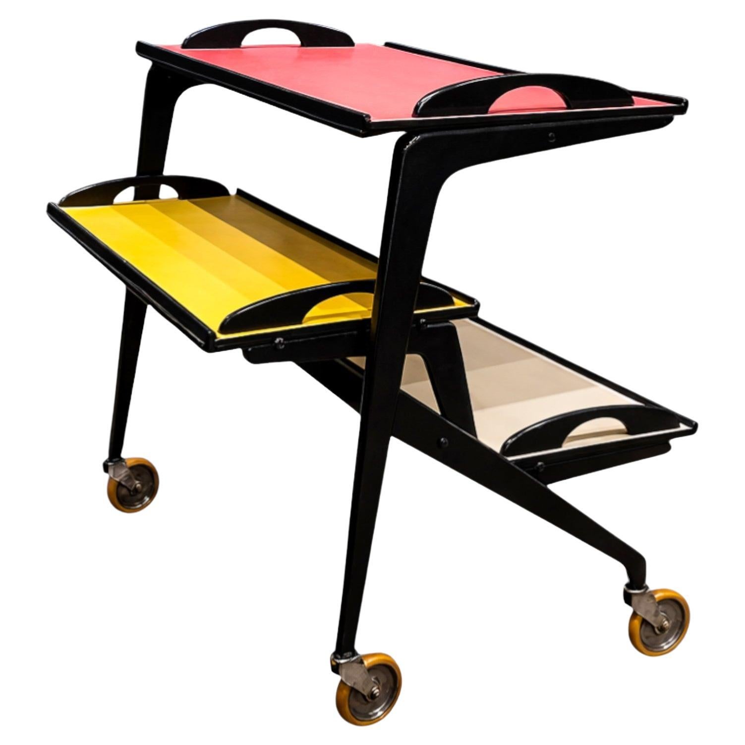 Brazilian Midcentury Bar Cart in Wood by Carlo Hauner for Moveis Artesanal, 1955