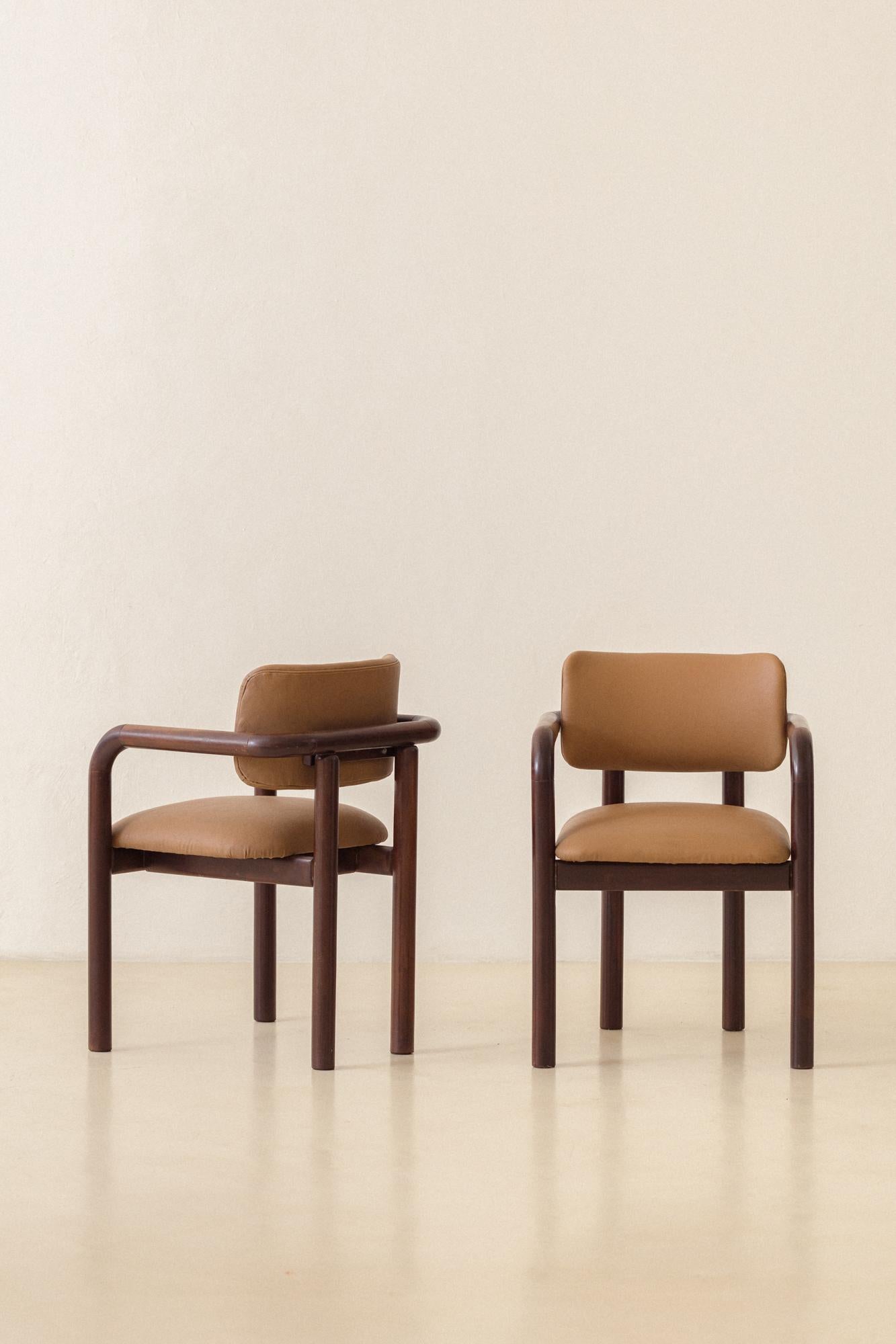 Brazilian Midcentury Design, Solid Imbuia Dining Chairs with Armrests, 1950s For Sale 4