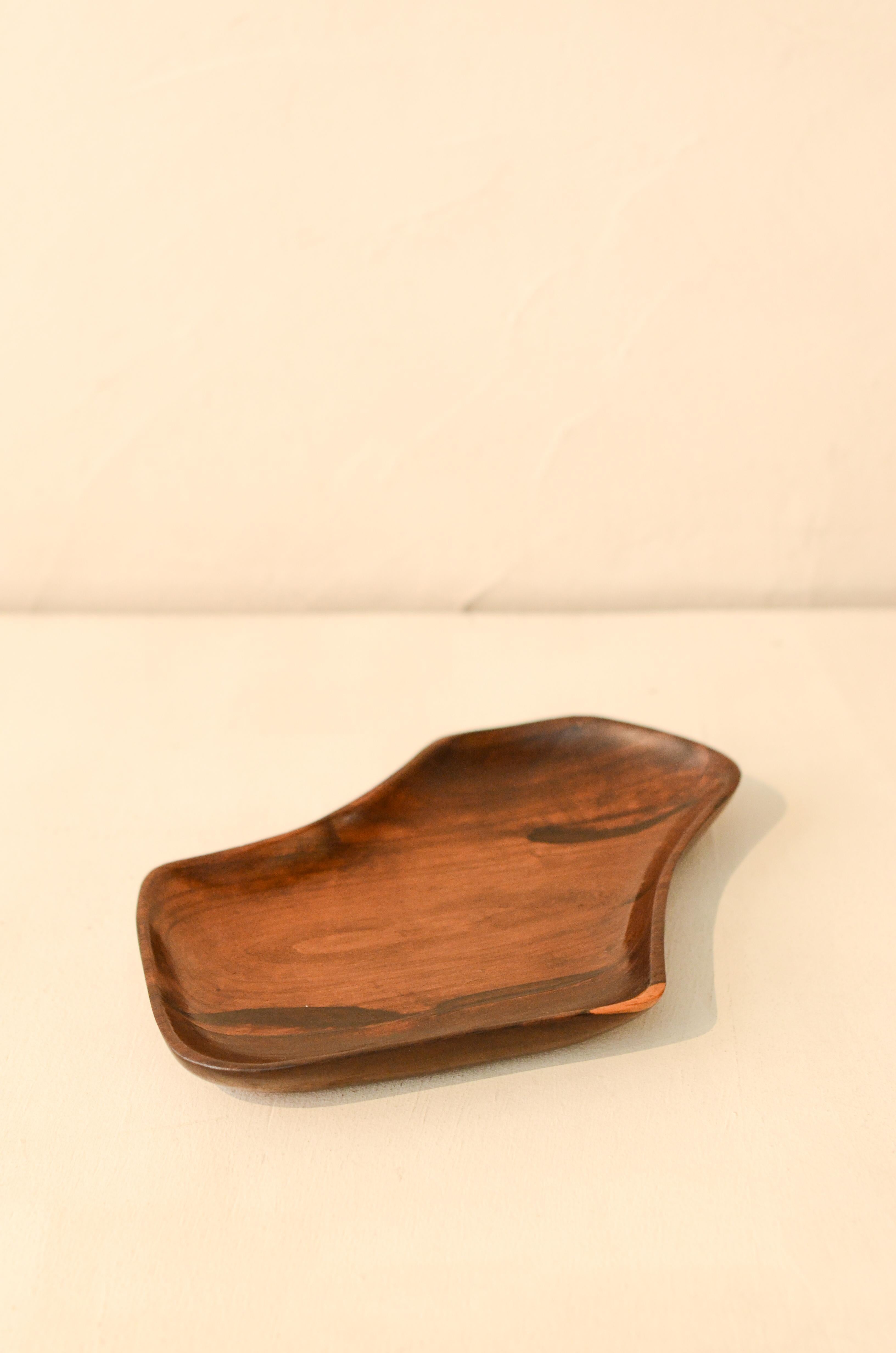 Woodwork Brazilian Midcentury Organic Bowl in Rosewood, c. 1970 For Sale