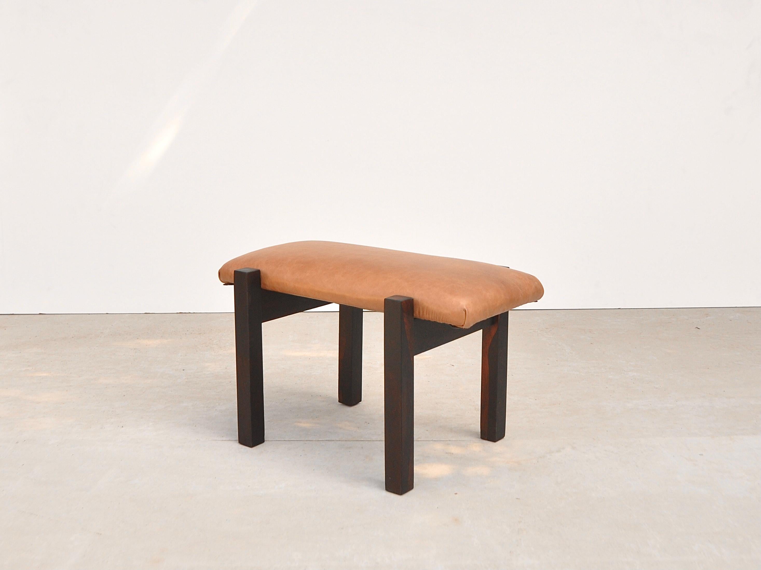 Brazilian midcentury stool with solid rosewood structure upholstered in natural leather by unknown author.