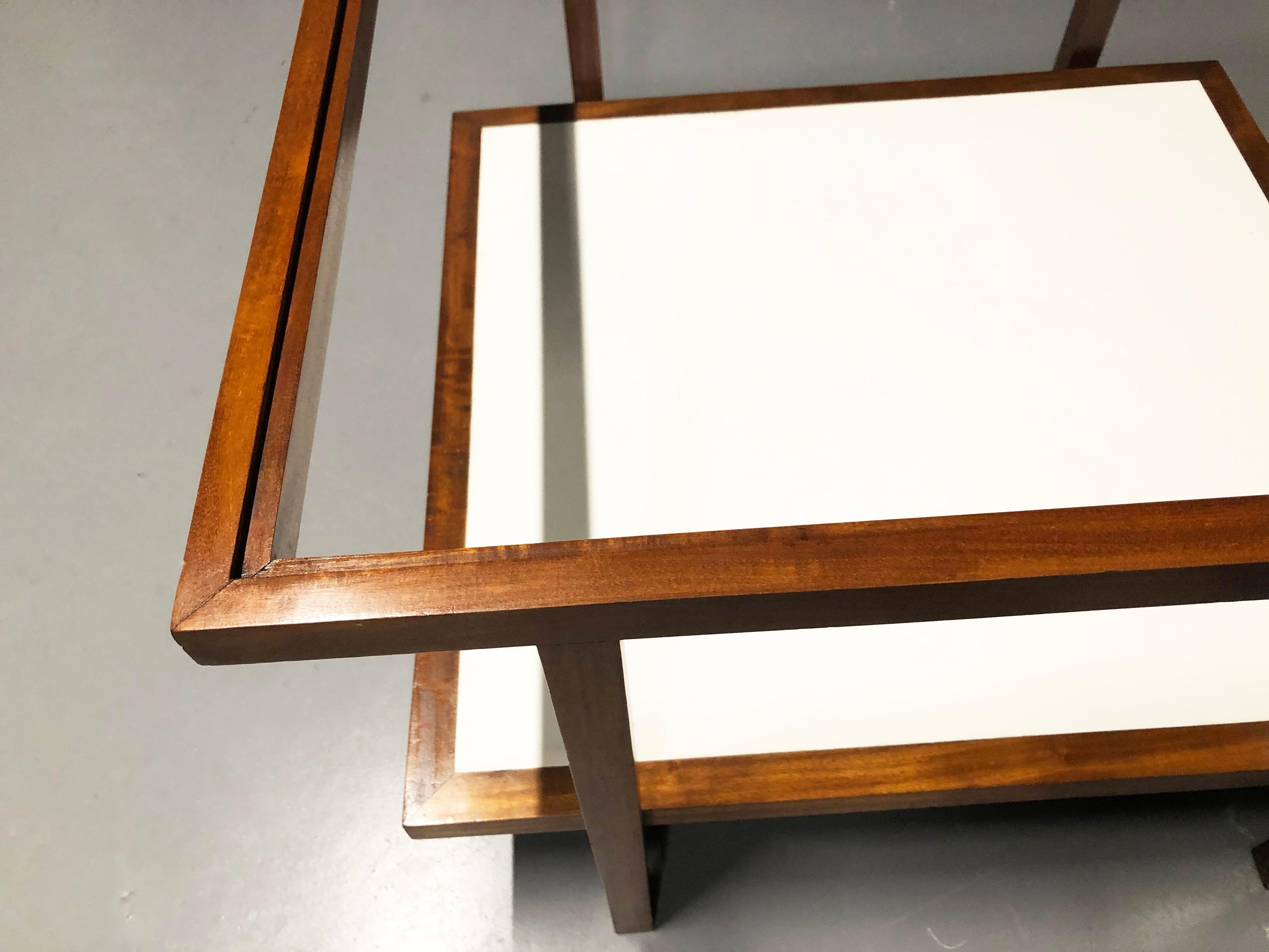 Brazilian Midcentury side table designed by Branco & Preto; Brazil 1950s en venta 3