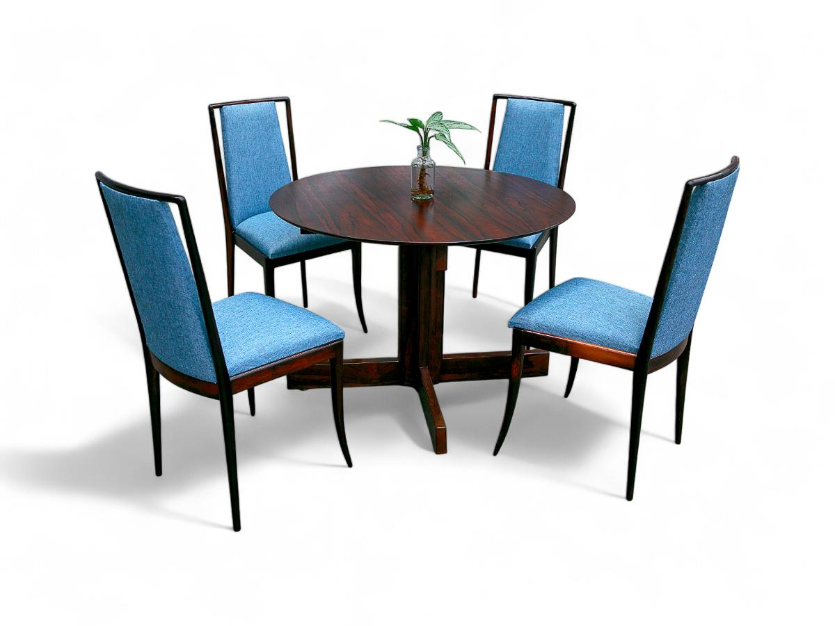 Brazilian Modern 4 Chair Set in Hardwood & Blue Fabric by G. Scapinelli, Brazi For Sale 4