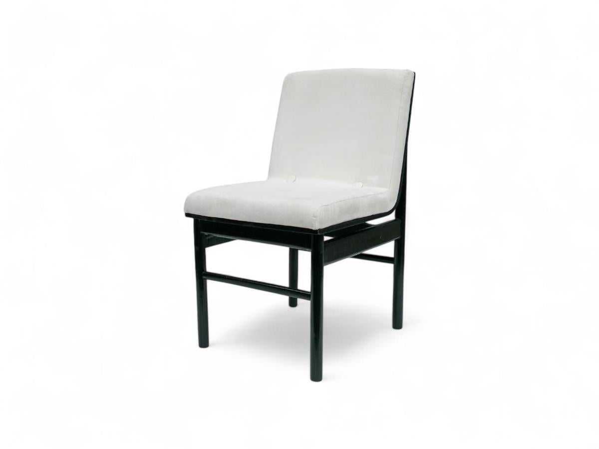 20th Century Brazilian Modern 6 Chair Set in Off White Velvet & Ebony Hardwood Novo Rumo 1960 For Sale