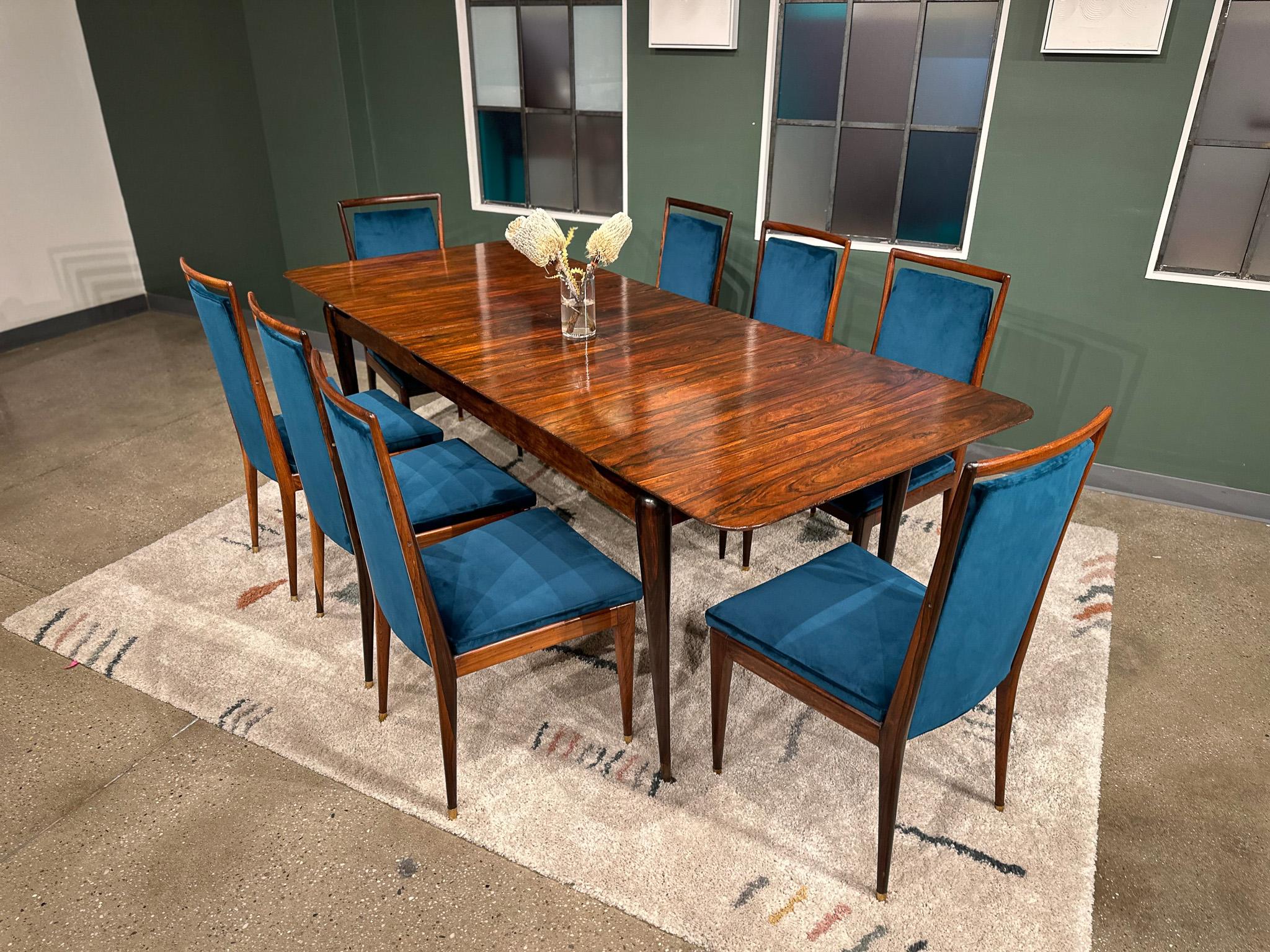 Set di 8 sedie moderne brasiliane in legno duro e tessuto, Giuseppe Scapinelli, 1950 ca. in vendita 5
