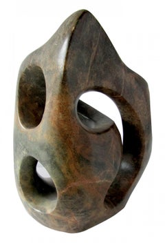 Scultura in marmo astratta moderna brasiliana a libera installazione