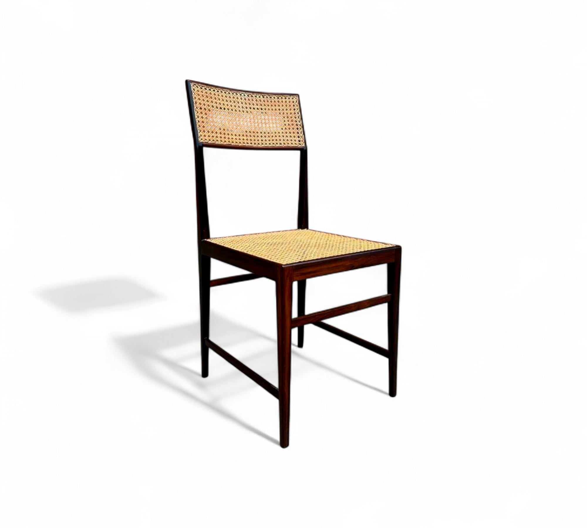 Chaise d'appoint moderne brésilienne en bois dur et cannage, Joaquim Tenreiro, années 1950 en vente 5