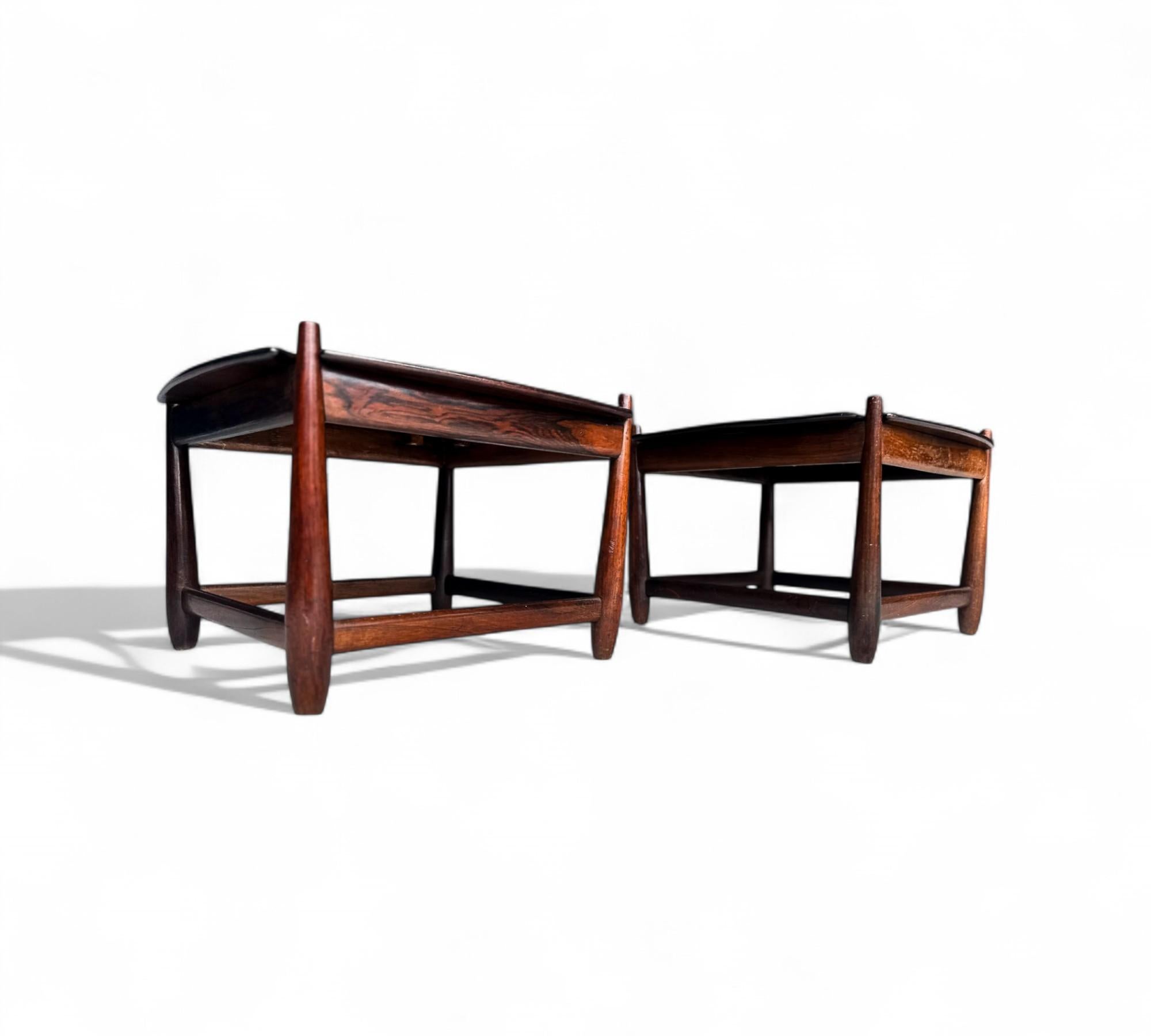 Brasilianische moderne Arimelo-Beistelltische aus Hartholz, Sergio Rodrigues, 1958 (Moderne der Mitte des Jahrhunderts) im Angebot