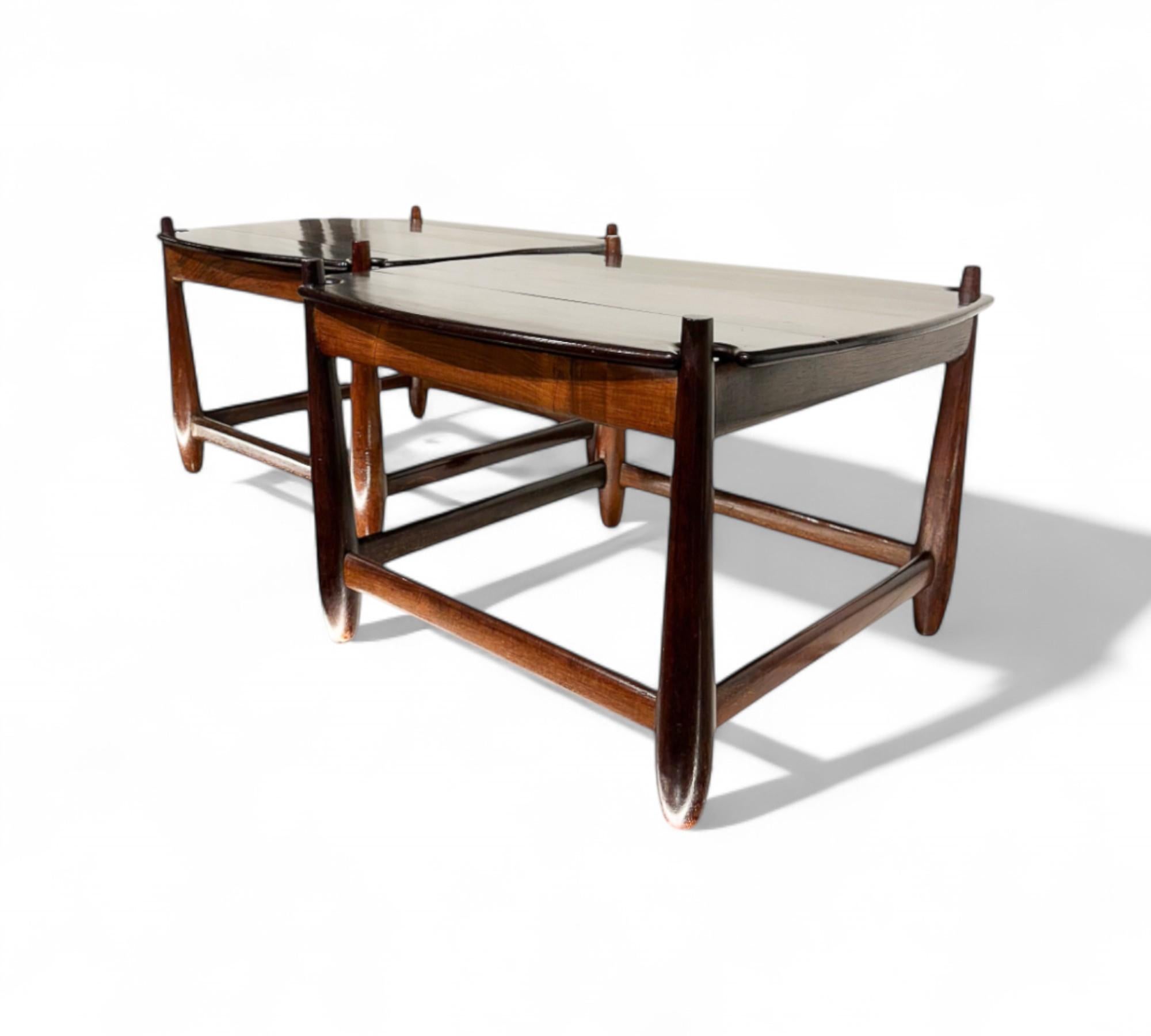 Brasilianische moderne Arimelo-Beistelltische aus Hartholz, Sergio Rodrigues, 1958 (20. Jahrhundert) im Angebot