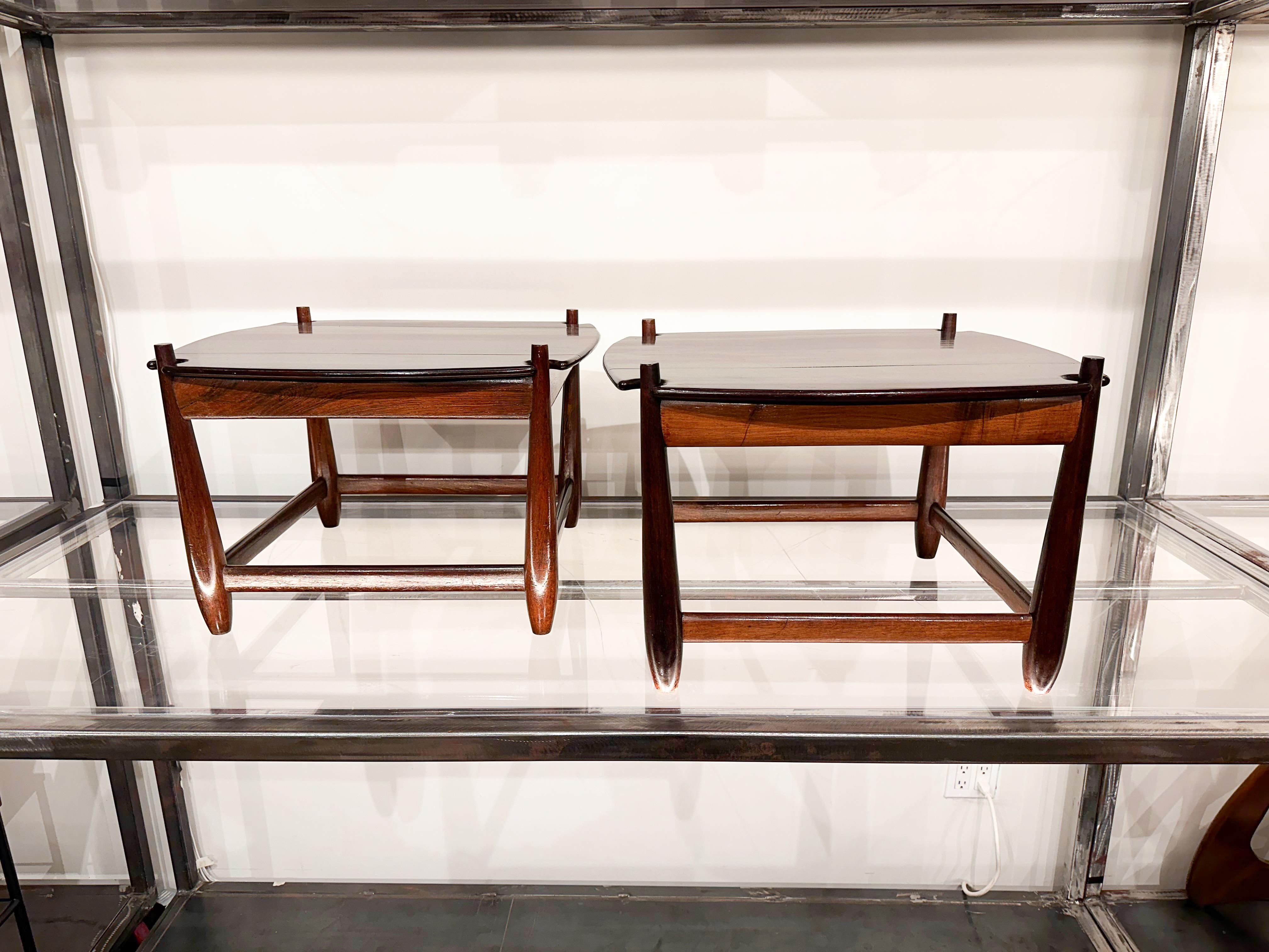 Brazilian Modern “Arimelo” Side Tables in Hardwood, Sergio Rodrigues, 1958   For Sale 3