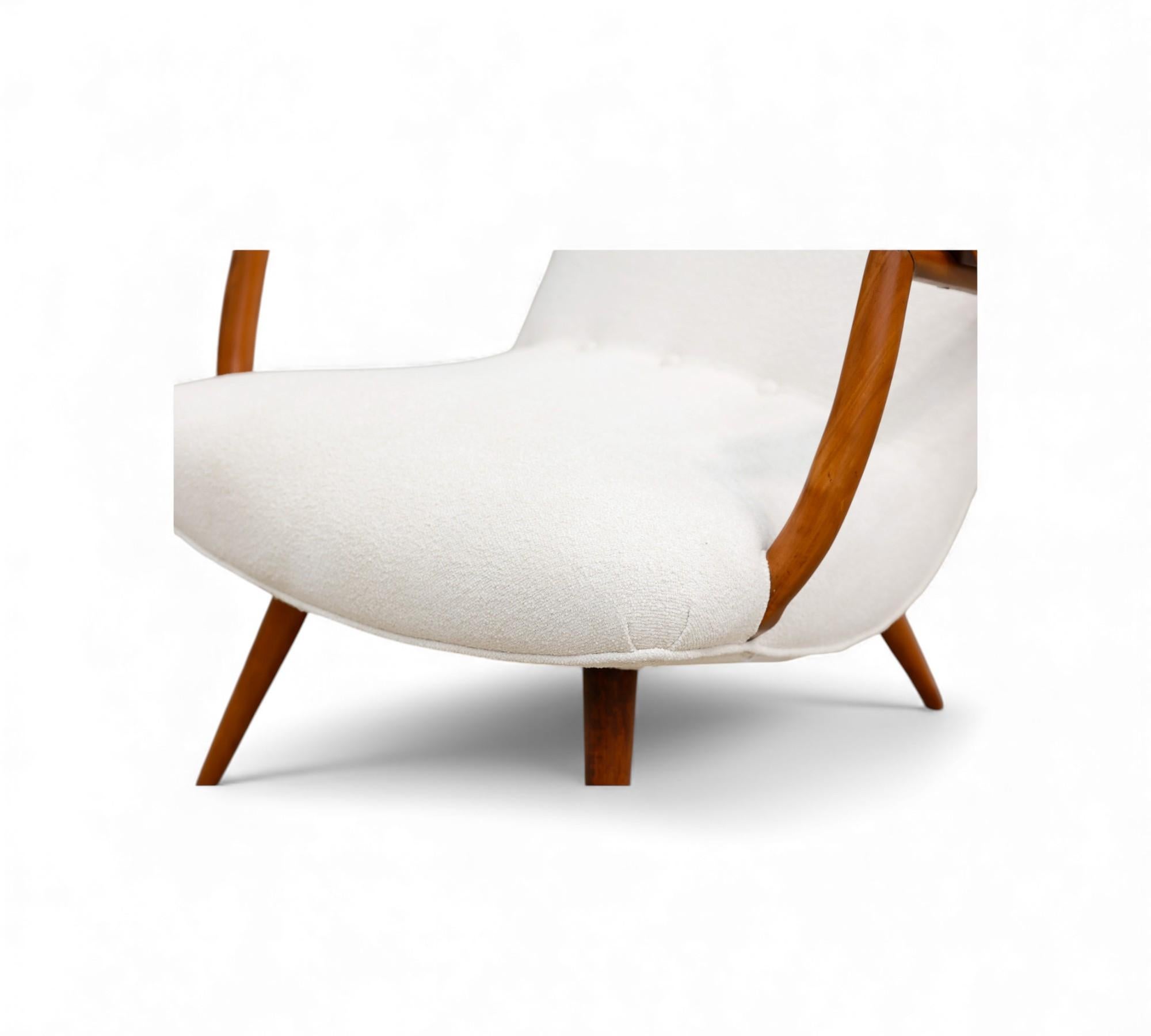 Brazilian Modern Armchair in Caviuna & Boucle by Giuseppe Scapinelli, 1950s in vendita 3