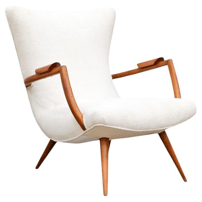 Brazilian Modern Armchair in Caviuna
Boucle by Giuseppe Scapinelli, 1950s