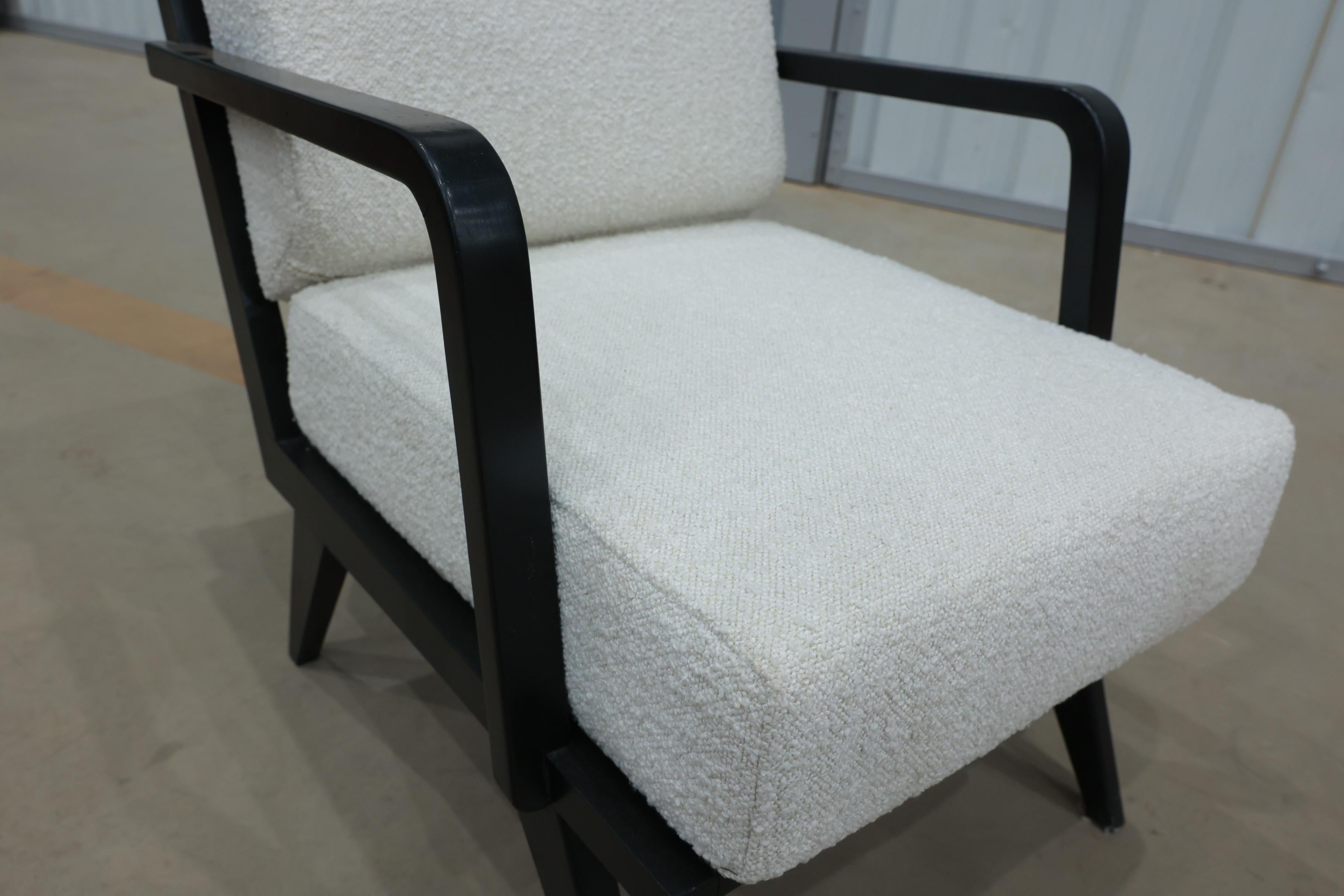 Brazilian Modern Armchair in Hardwood and Boucle, Unknown, Brazil, 1960s For Sale 4