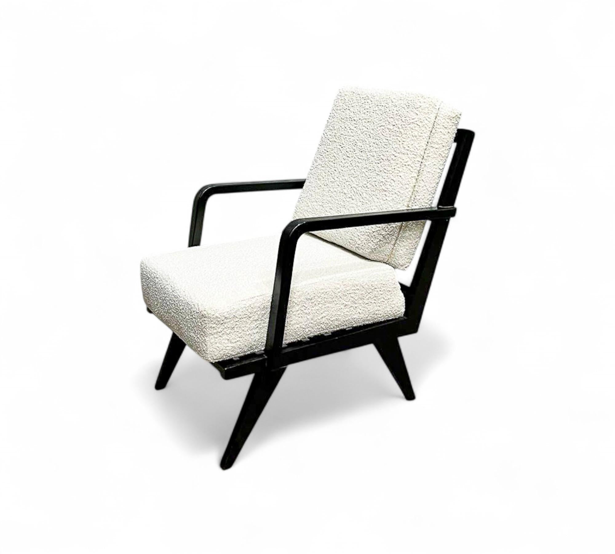 Ébénisé Fauteuil moderne brésilien en bois dur et bouclette, Unknown, Brésil, années 1960 en vente
