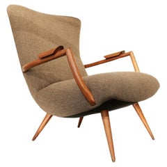 Poltrona moderna brasiliana in legno massiccio e sherpa, Giuseppe Scapinelli, 1950 ca.