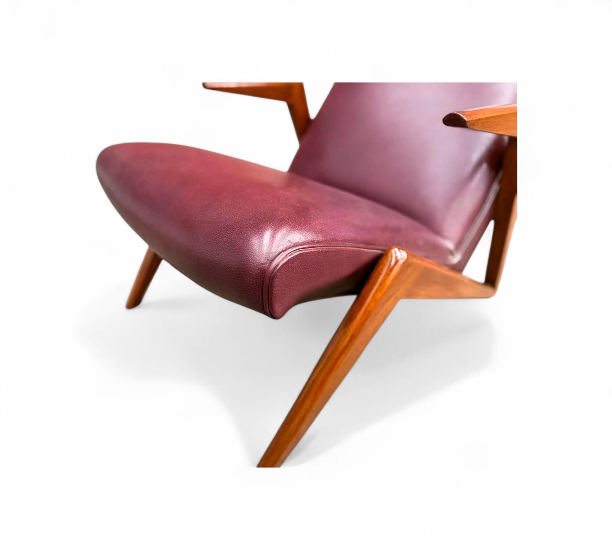 Sillón moderno brasileño de madera e imitación de cuero, att. José Zanine Caldas en venta 8