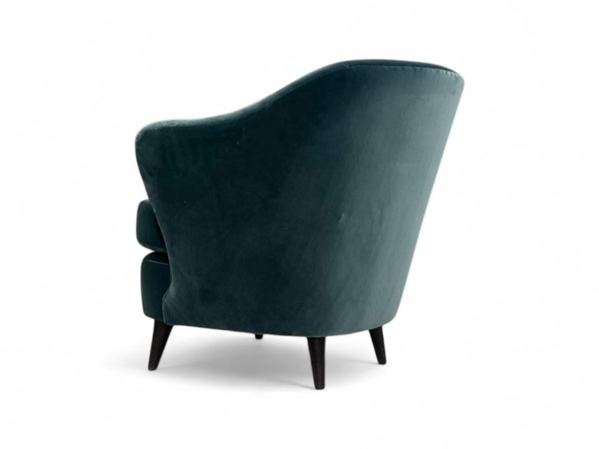 Sillón Moderno Brasileño en Madera Dura y Mohair, Joaquim Tenreiro, c. 1960 en Bueno estado para la venta en New York, NY