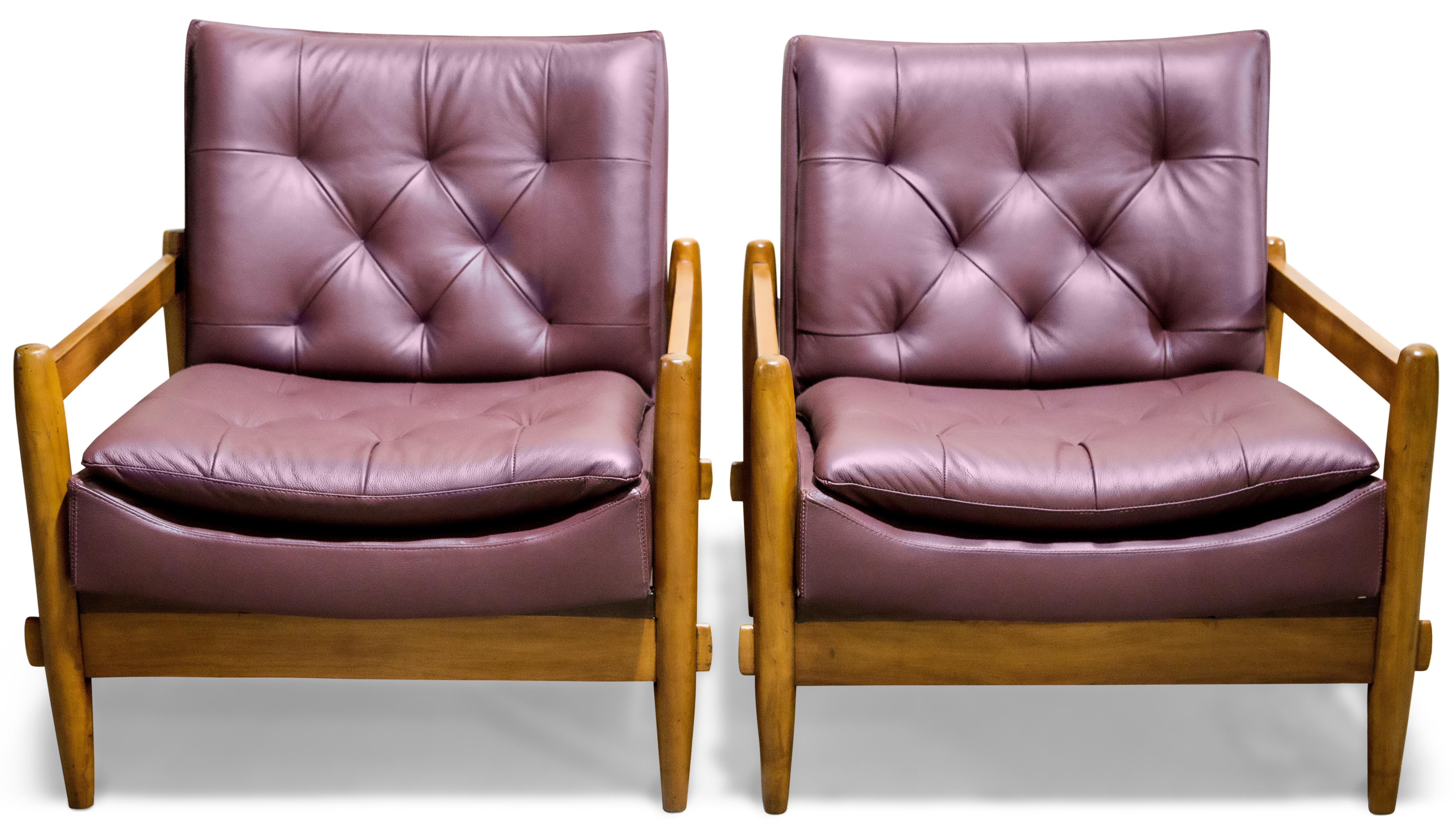 Brazilian Modern Armchair Pair in Purple Leather & Hardwood, Cimo, Brazil, 1960 In Good Condition For Sale In New York, NY