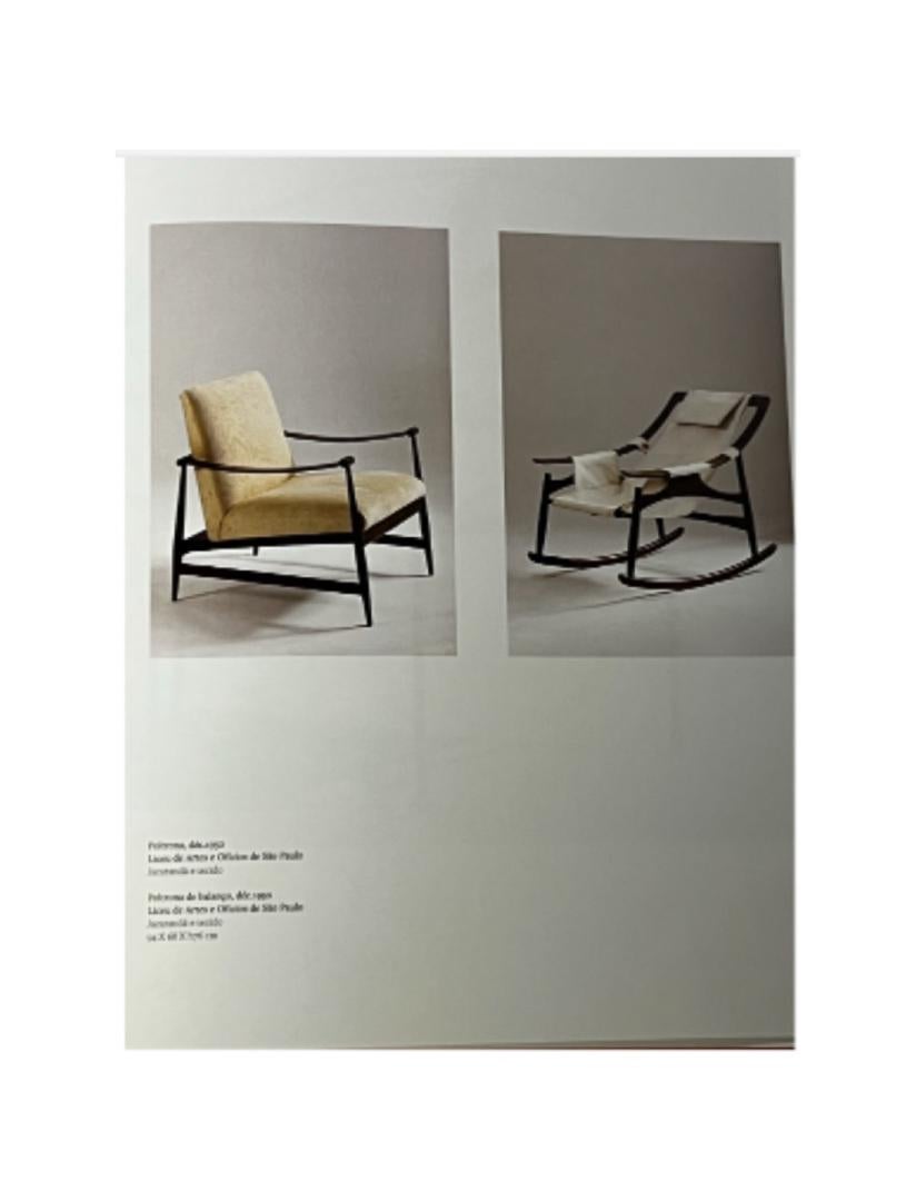 Poltrona moderna brasiliana in legno duro e pelle beige, Liceu de Artes, anni '60 in vendita 6