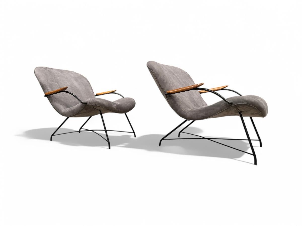 Mid-Century Modern Brazilian Modern Armchairs in Fabric, Hardwood & Metal, Carlo Hauner, 1950s For Sale