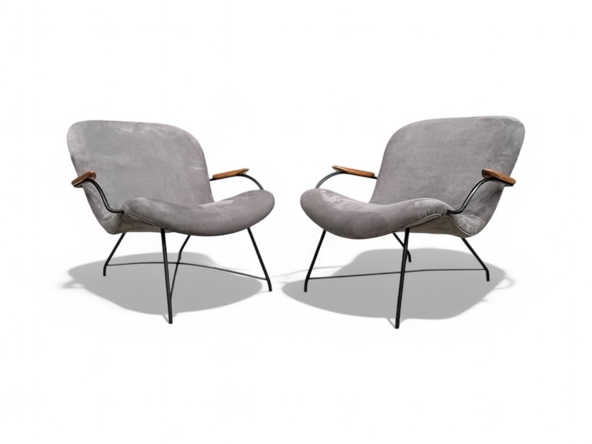 Hand-Crafted Brazilian Modern Armchairs in Fabric, Hardwood & Metal, Carlo Hauner, 1950s For Sale