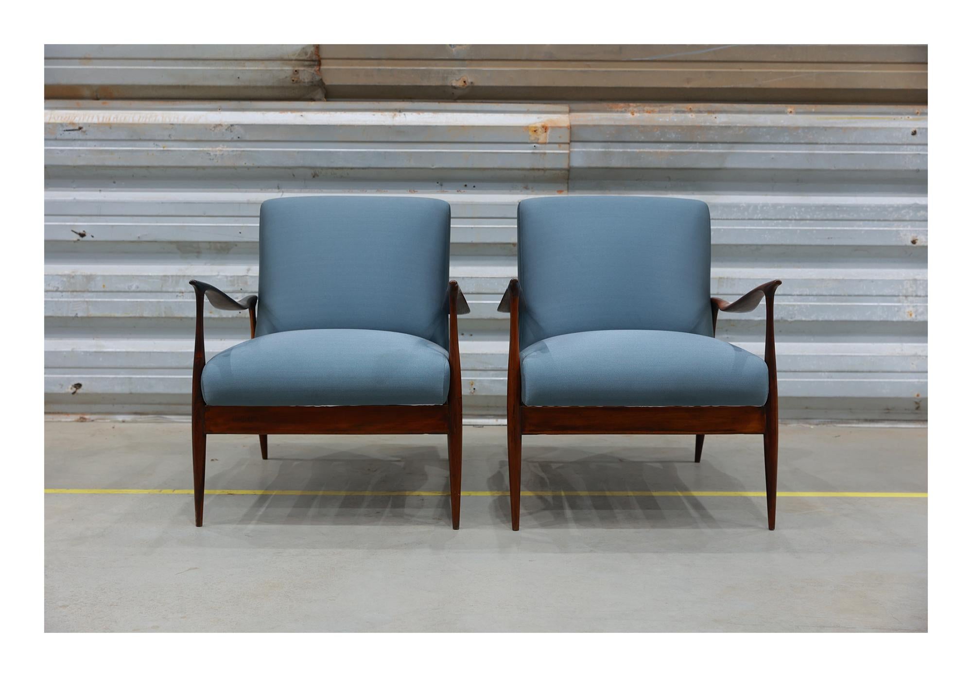 Hand-Painted Brazilian Modern Armchairs in Hardwood and Blue Fabric, Giuseppe Scapinelli