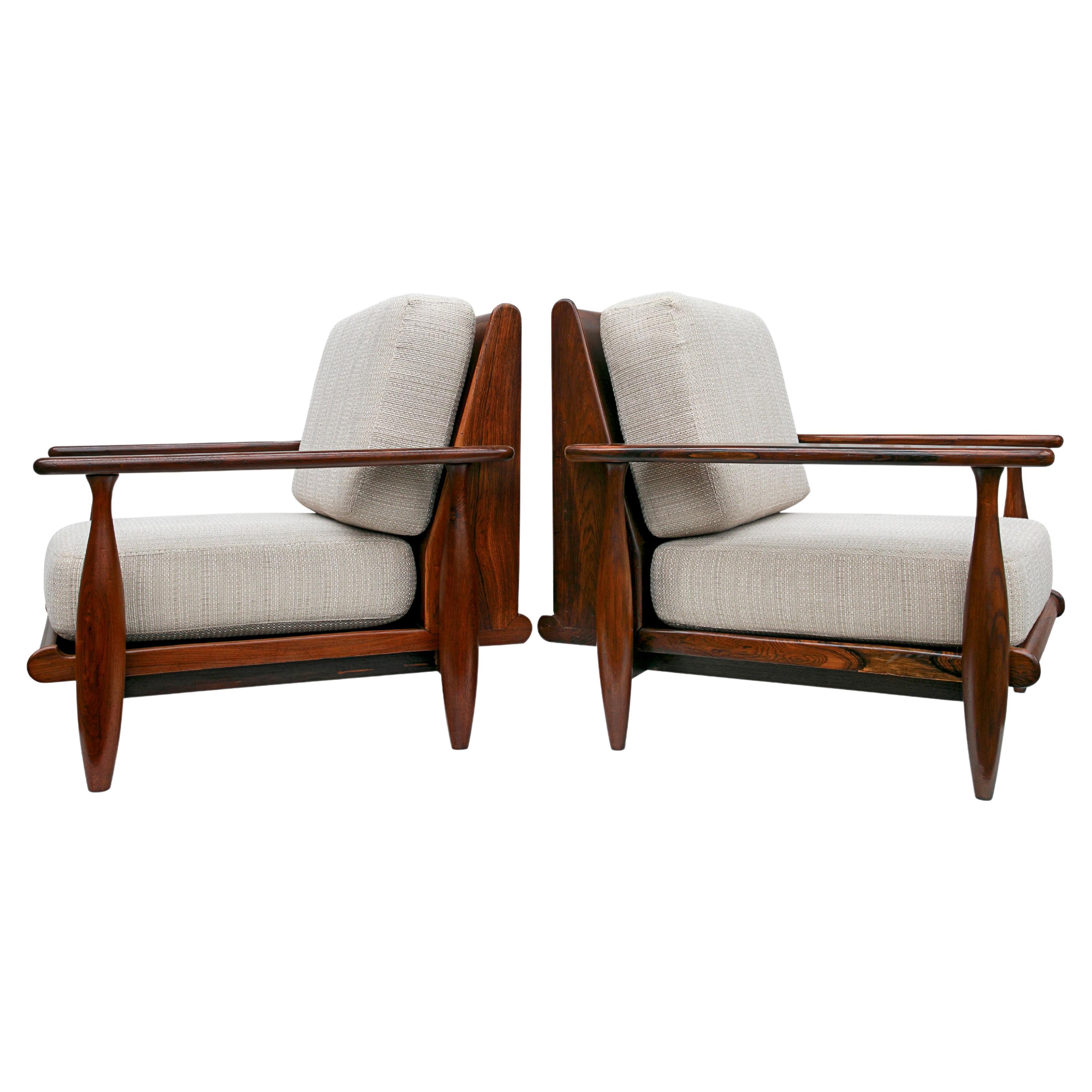Mid-Century Modern Brazilian Modern Armchairs in Hardwood & Beige Linen by Liceu De Artes, 1960s For Sale