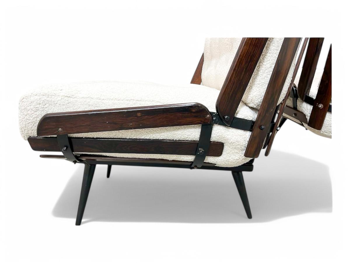 Brazilian Modern Armchairs in Hardwood & Boucle, Carlo Hauner & Martin Eisler 12