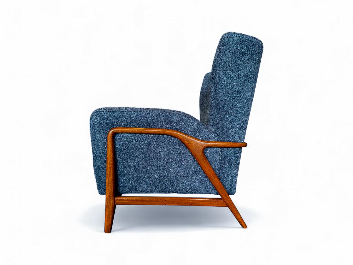 Poltrone moderne brasiliane in legno duro e bouclé, Giuseppe Scapinelli, 1950 ca. in vendita 8