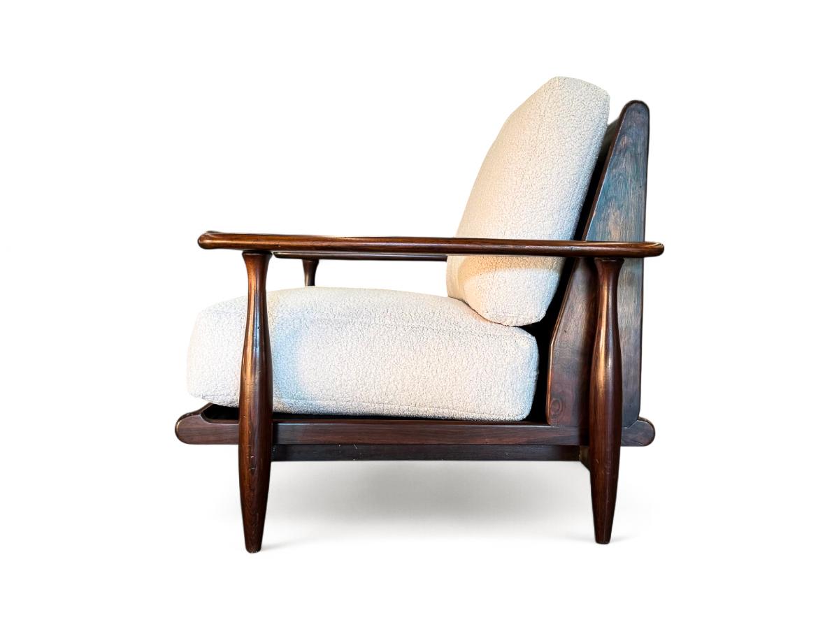 Brazilian Modern Armchairs in Hardwood & Boucle, Liceu De Artes, Brasil, 1960s For Sale 8
