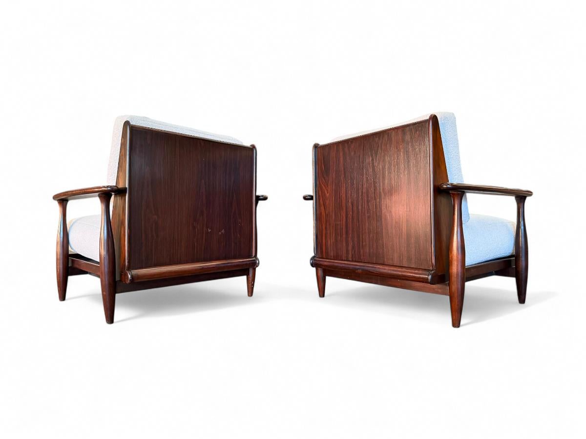 Mid-Century Modern Brazilian Modern Armchairs in Hardwood & Boucle, Liceu De Artes, Brasil, 1960s For Sale