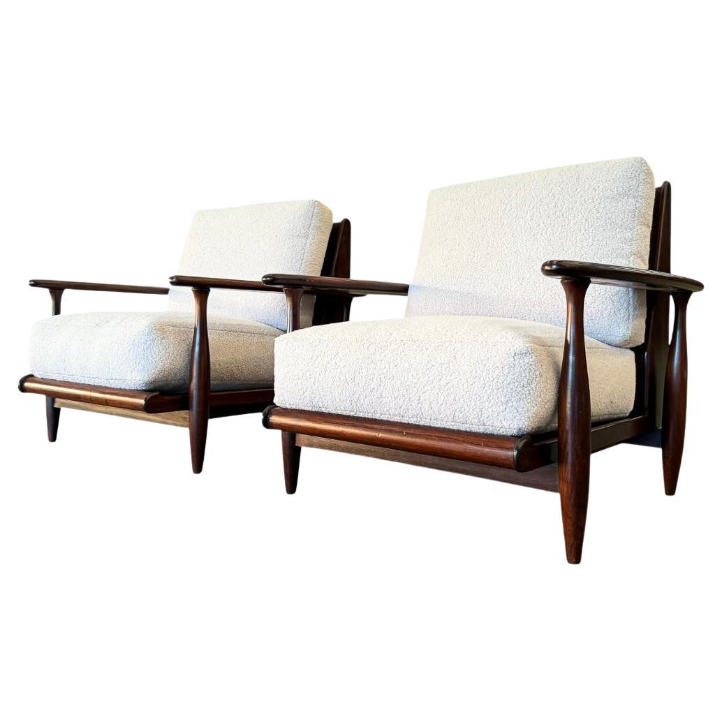 Pareja de Sillones en Madera Dura y Boucle de Liceu De Artes, Brasil, c. 1960