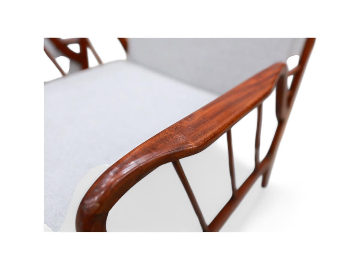 20th Century Brazilian Modern Armchairs in Hardwood & Boucle, Rino Levi , 1960s, Brazil For Sale