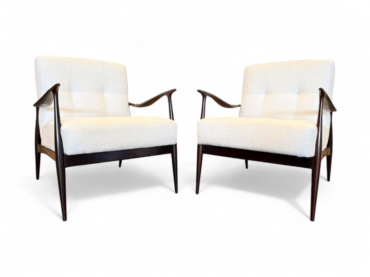 Mid-Century Modern Fauteuils modernes brésiliens en bois dur et chenille, Giuseppe Scapinelli, c.C., années 1950 en vente