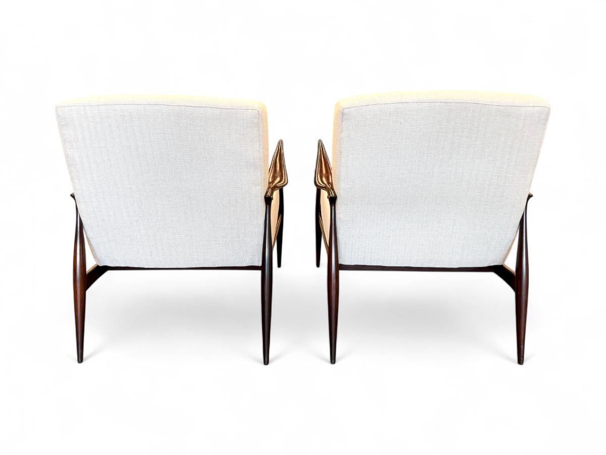 Fauteuils modernes brésiliens en bois dur et chenille, Giuseppe Scapinelli, c.C., années 1950 Bon état - En vente à New York, NY