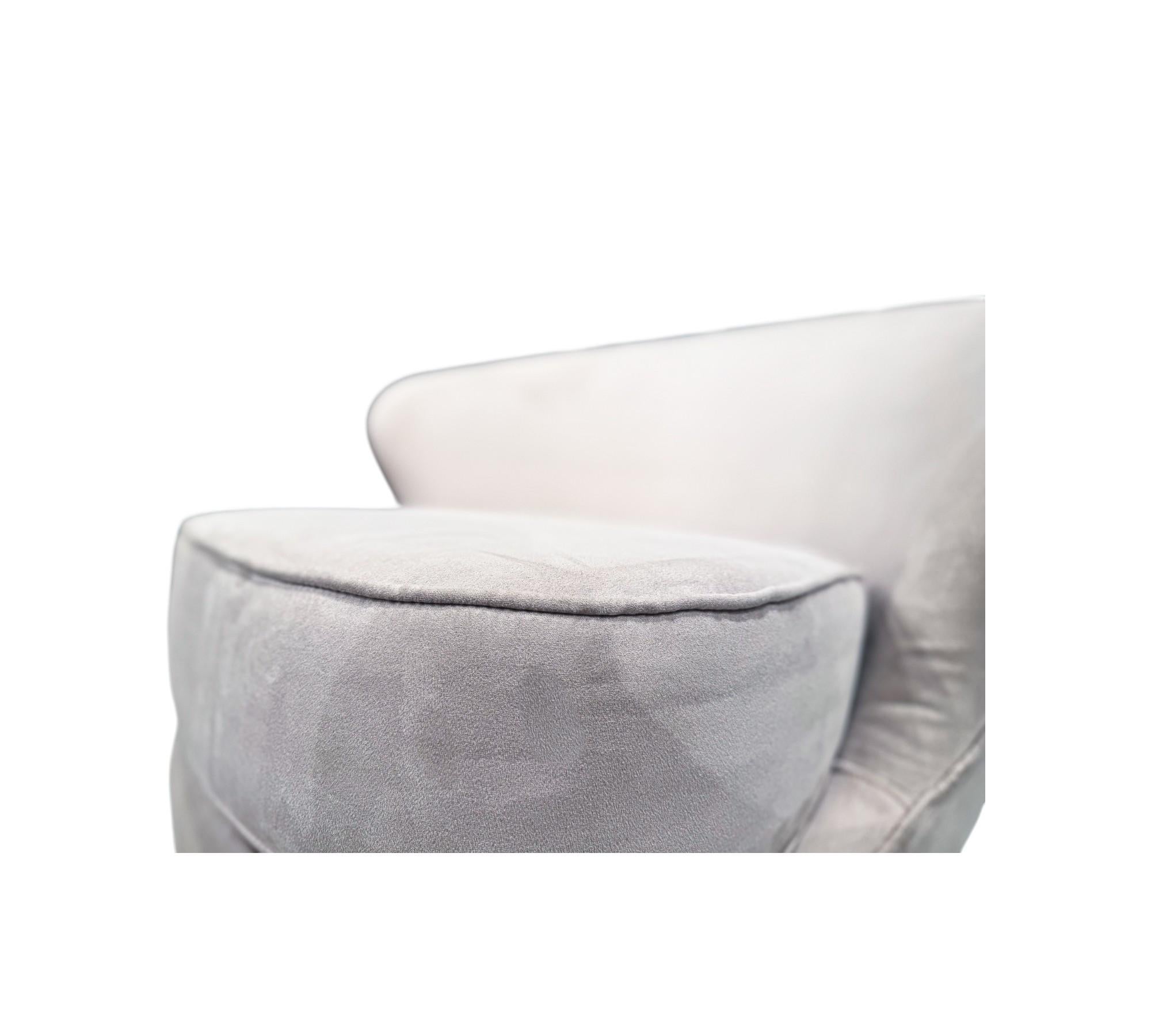 Sillones modernos brasileños de madera y terciopelo gris de Joaquim Tenreiro Brasil en venta 4