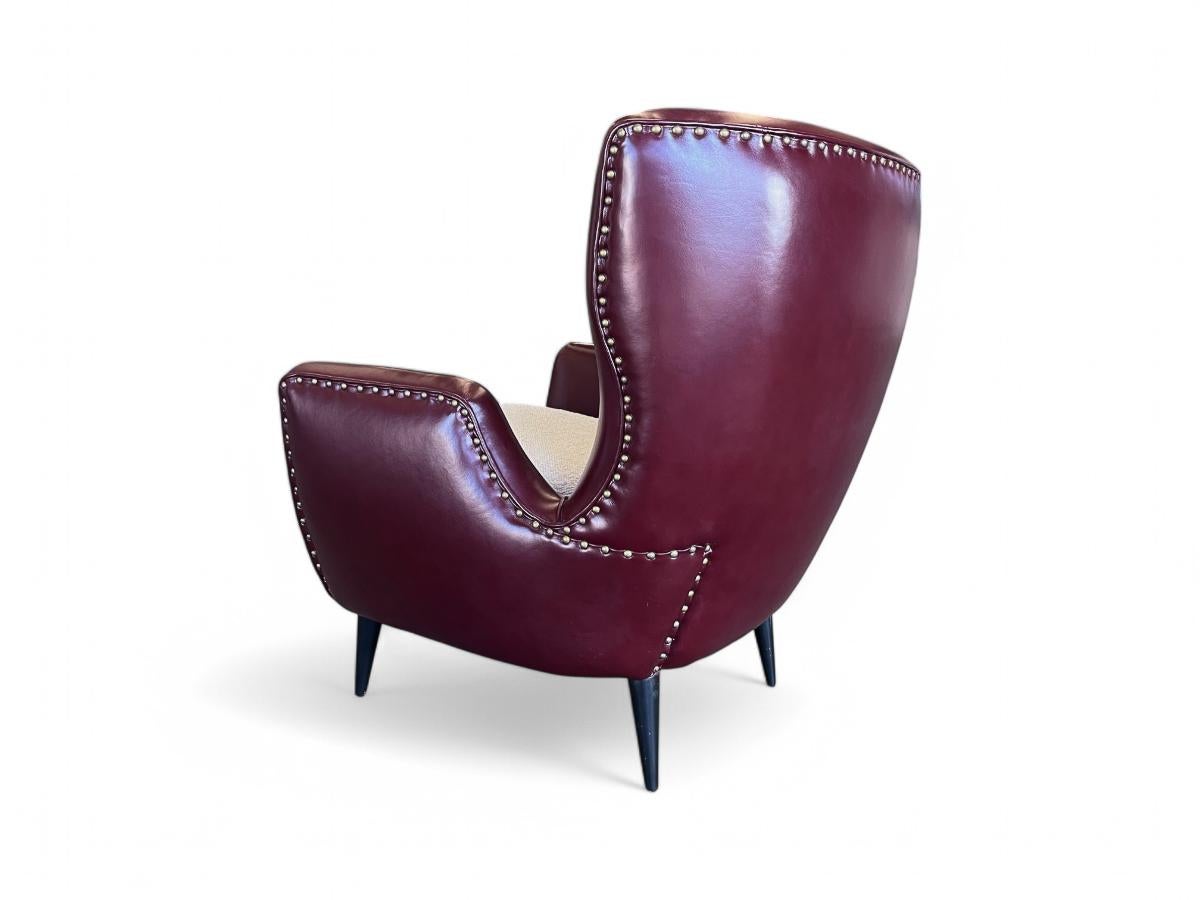 Brazilian Modern Armchairs in Hardwood, Leather & Boucle, Carlo Hauner, 1950s For Sale 5