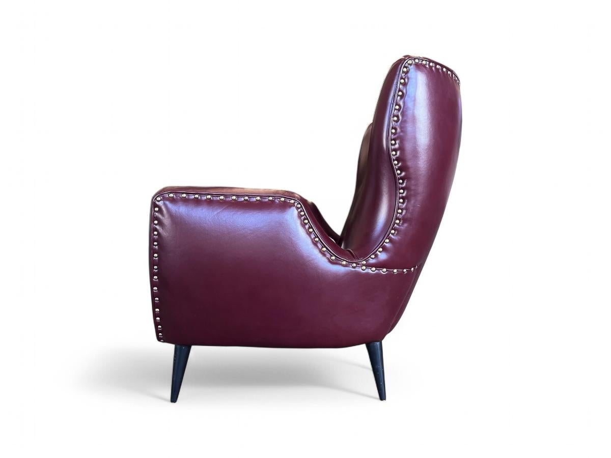 Brazilian Modern Armchairs in Hardwood, Leather & Boucle, Carlo Hauner, 1950s For Sale 7