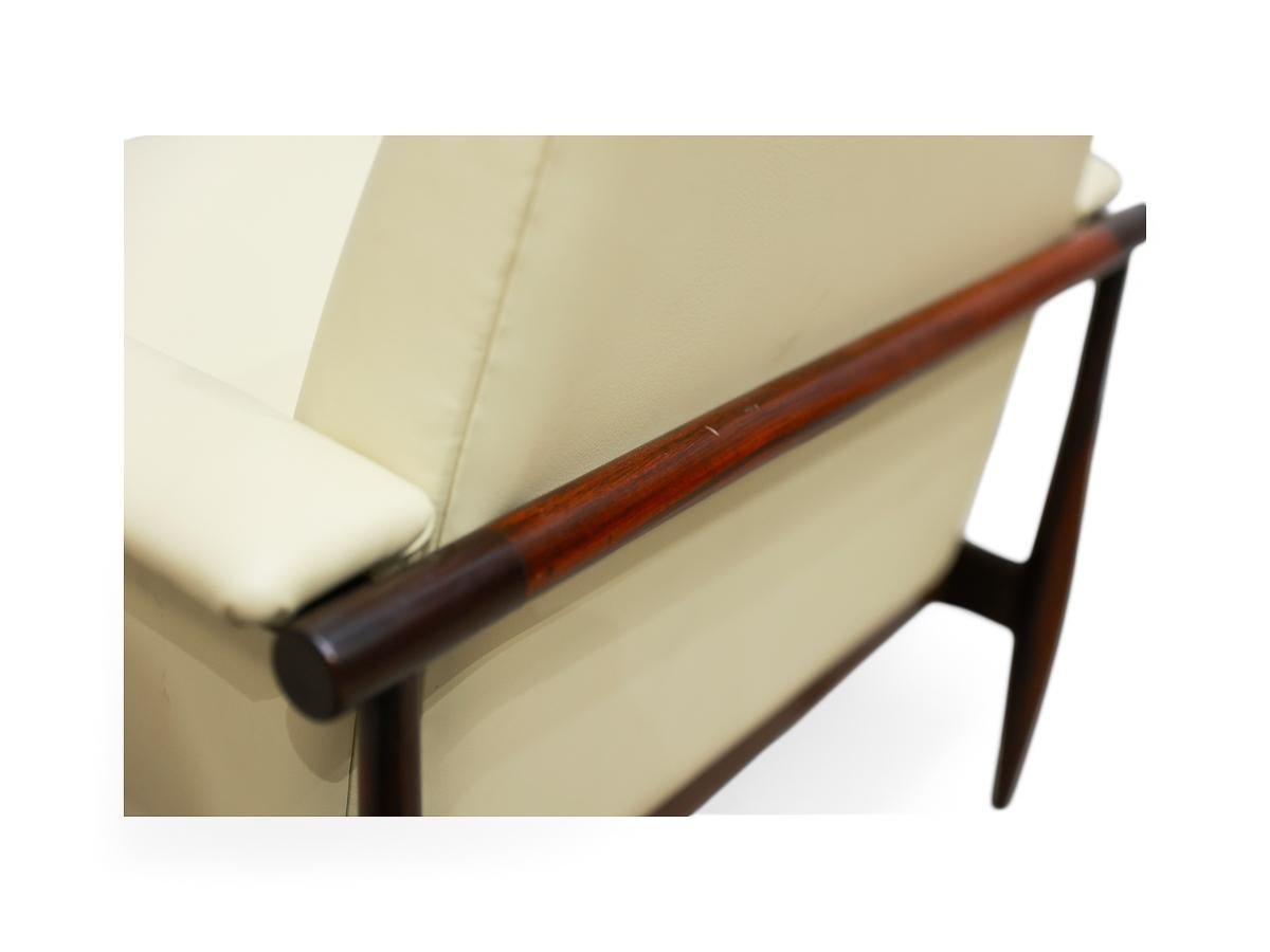 Brazilian Modern Armchairs in Hardwood & Leather, Liceu de Artes, Brazil, 1960s For Sale 1