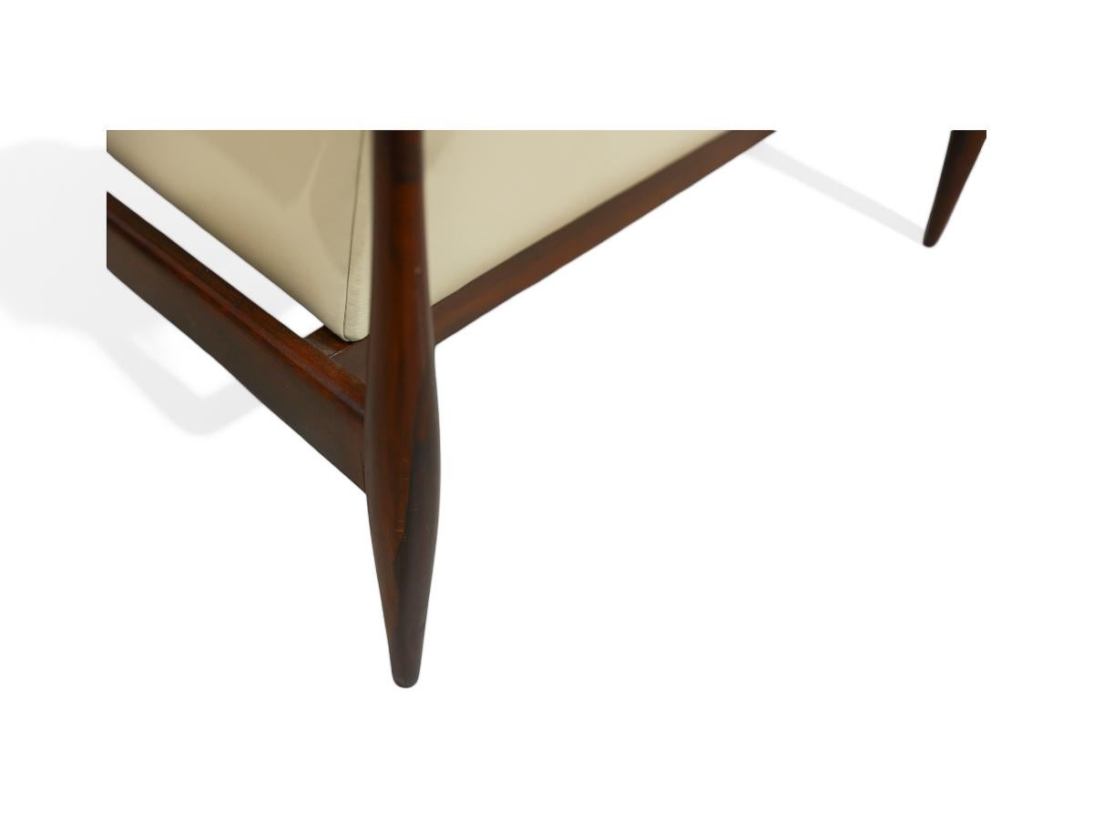 Brazilian Modern Armchairs in Hardwood & Leather, Liceu de Artes, Brazil, 1960s For Sale 2