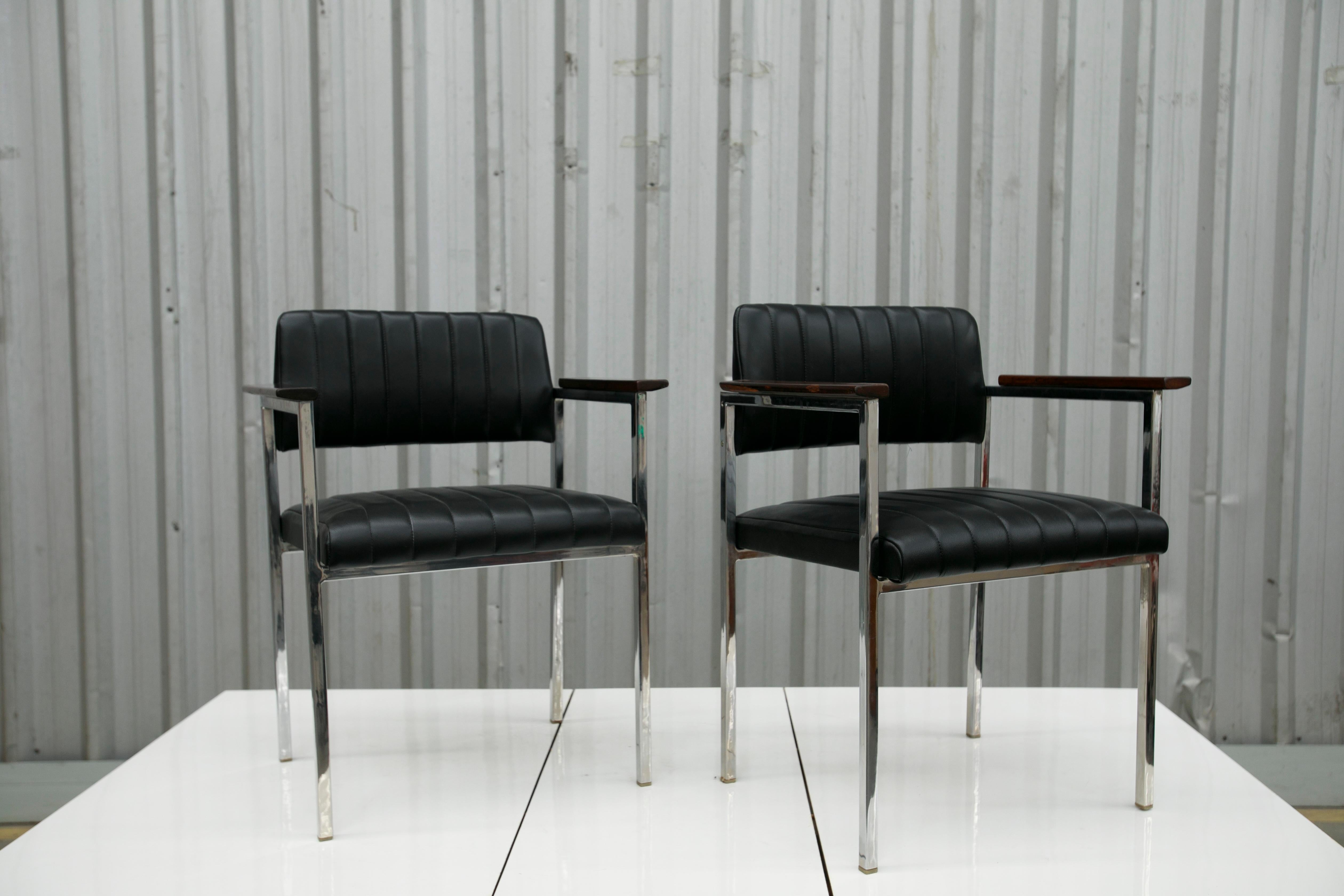 Brazilian Modern Armchairs in Steel, Leather & Wood Unknown, 1960s, Brazil For Sale 1