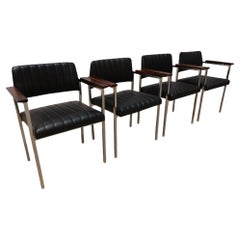 Sillones modernos brasileños de acero, cuero y madera Desconocido, años 60, Brasil