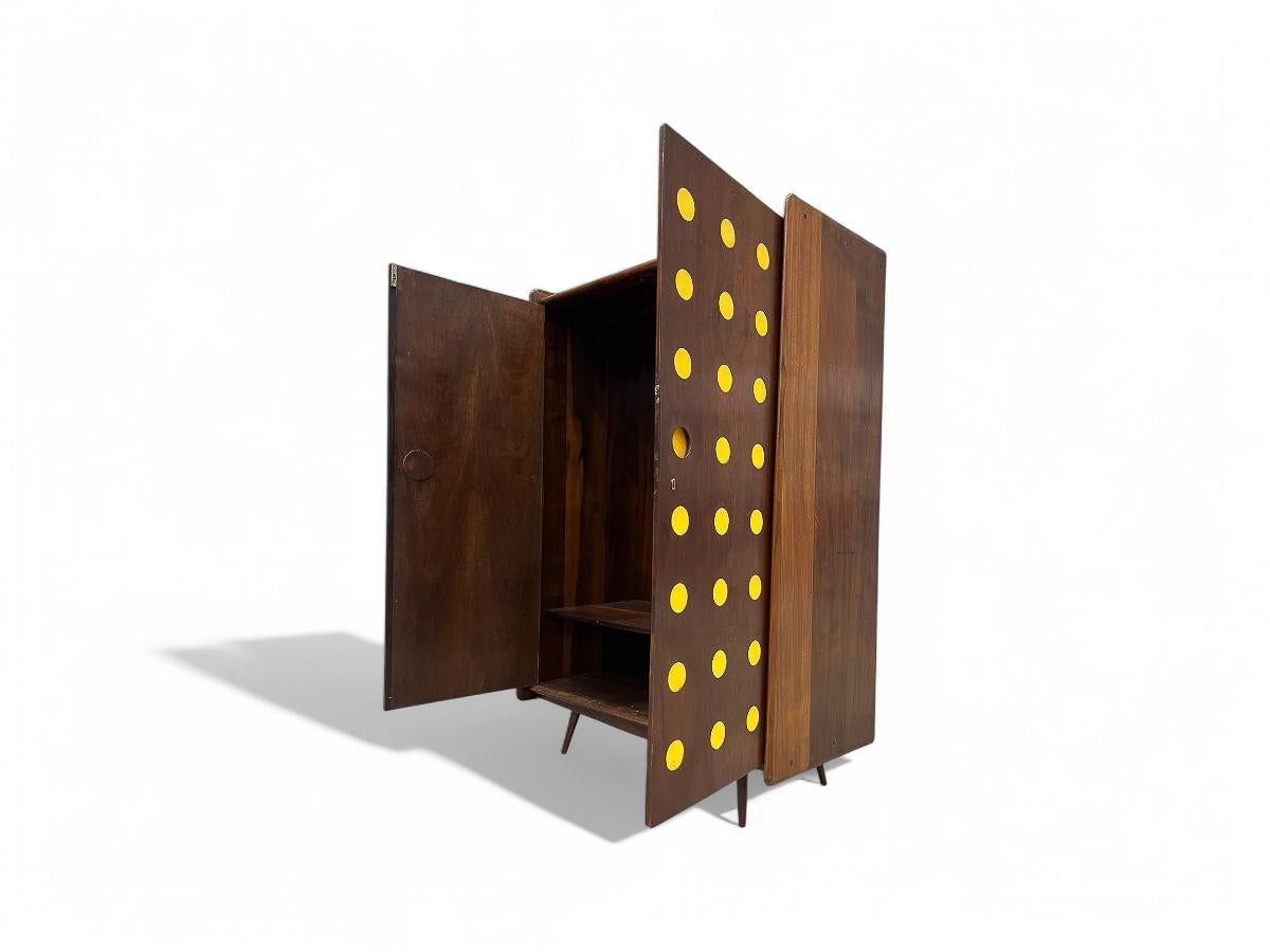 Brazilian Modern Armoire in Hardwood by Moveis Cimo, 1950s, Brazil Bon état - En vente à New York, NY
