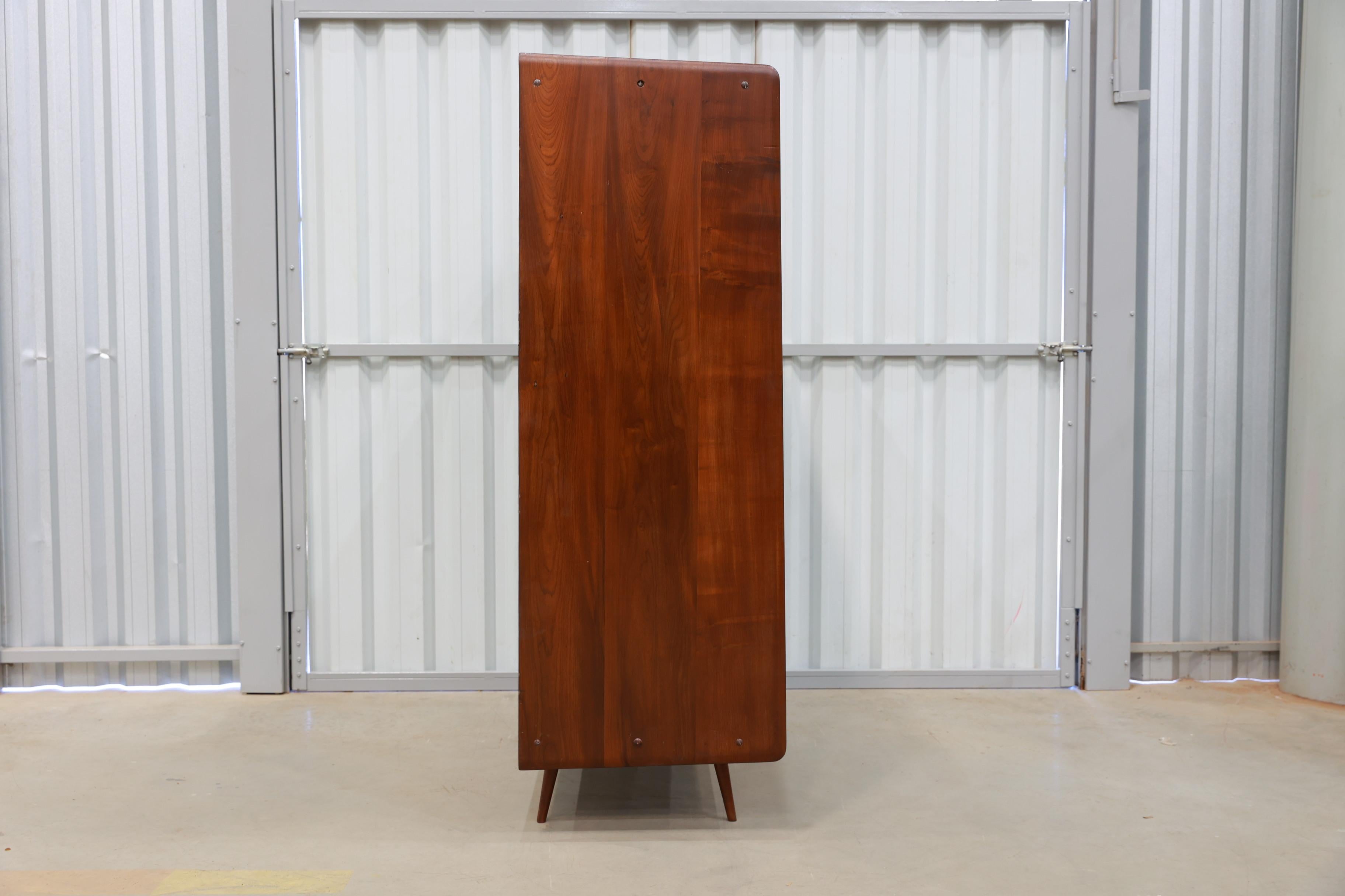 Brazilian Modern Armoire in Hardwood by Moveis Cimo, 1950s, Brazil For Sale 1