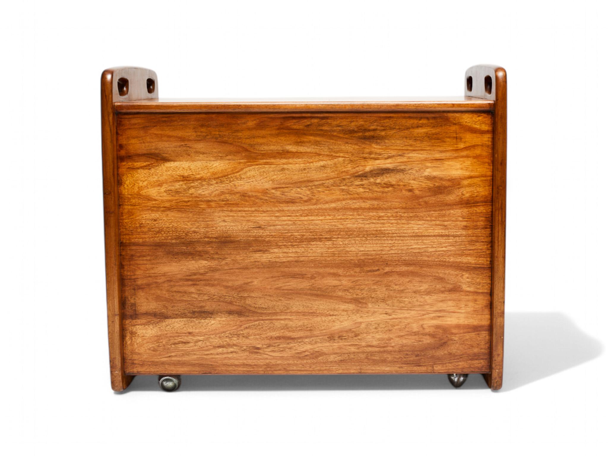 Brazilian Modern Bar Cart in Hardwood by Sergio Rodrigues for Oca, 1962, Brazil For Sale 1
