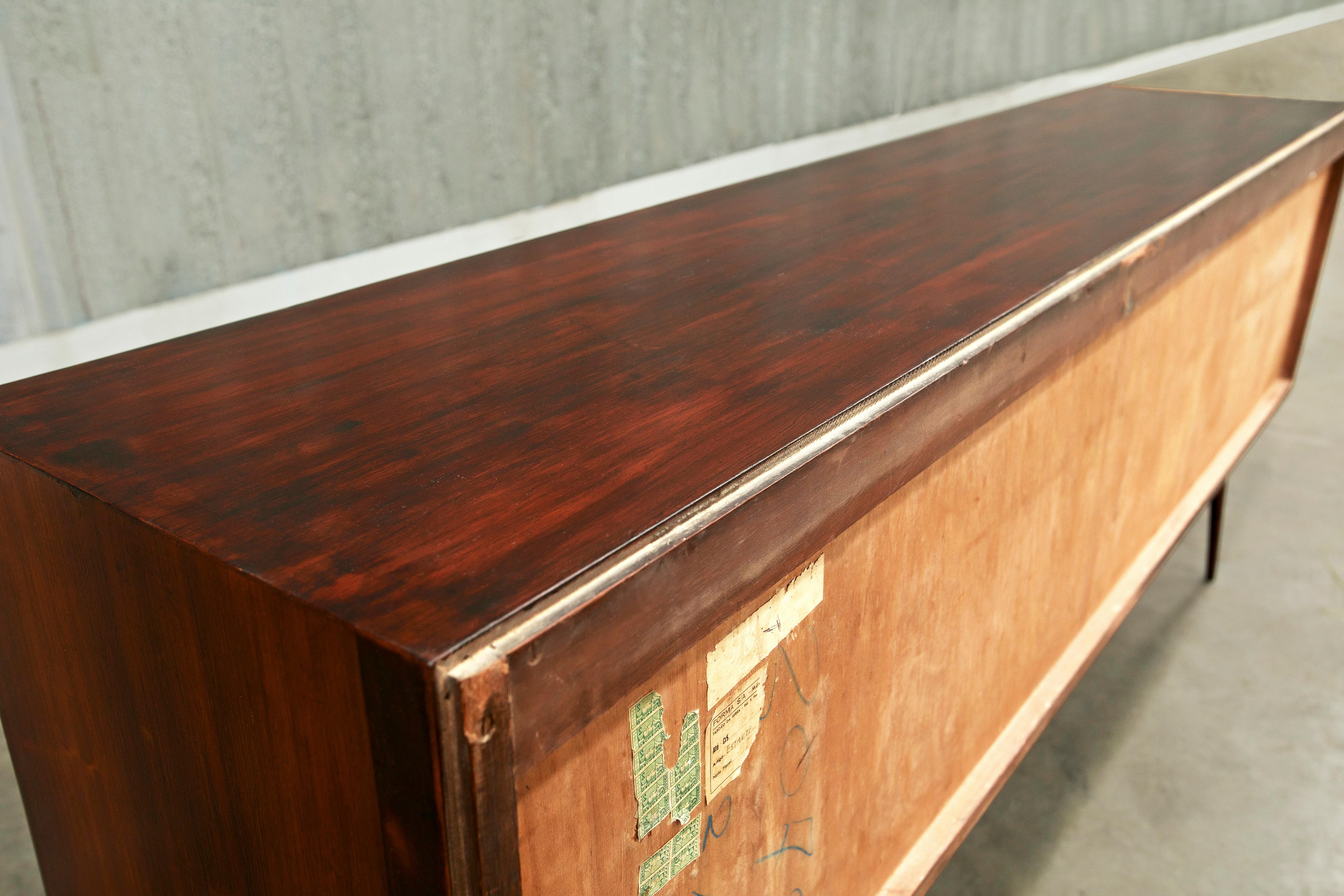 Brazilian Modern Bar in Rosewood and White Finish, by Forma, 1960s, Brazil For Sale 2