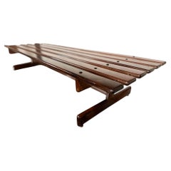 Banco moderno brasileño de madera dura de Jorge Jabour Mauad, años 60