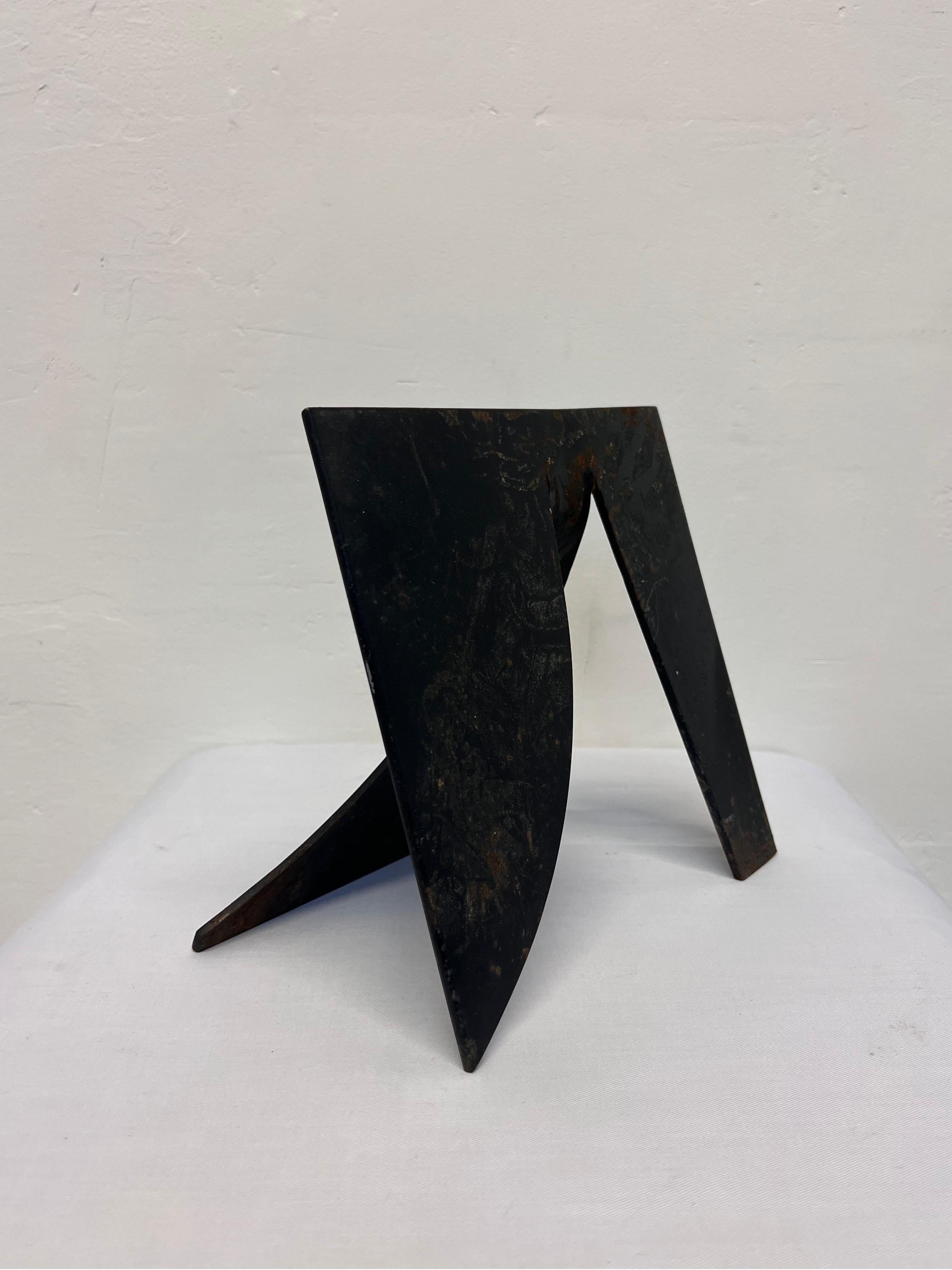 Brazilian Modern Black Steel Abstract Table Sculpture, 1980s In Distressed Condition For Sale In Miami, FL