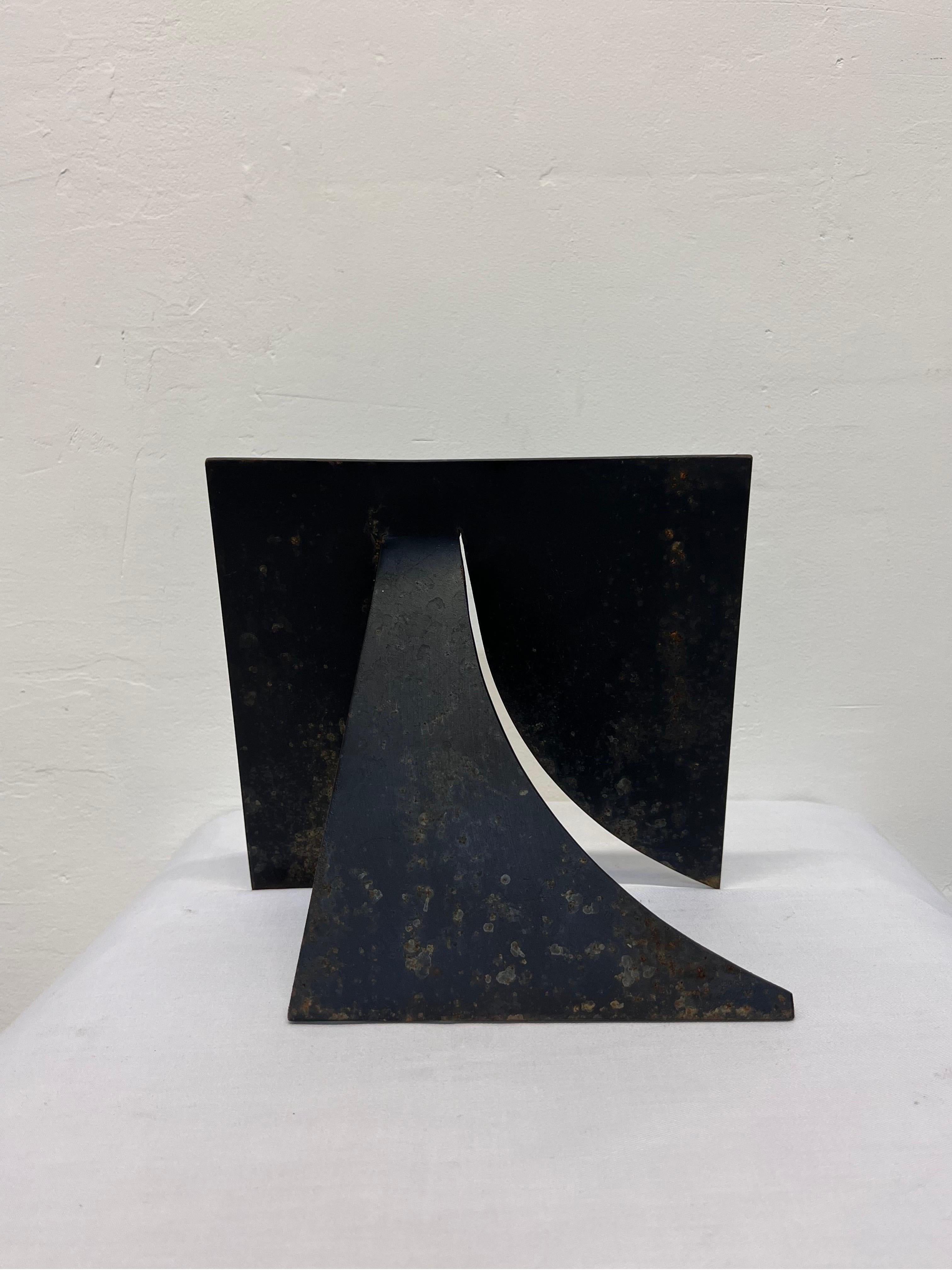 Brazilian Modern Black Steel Abstract Table Sculpture, 1980s For Sale 1
