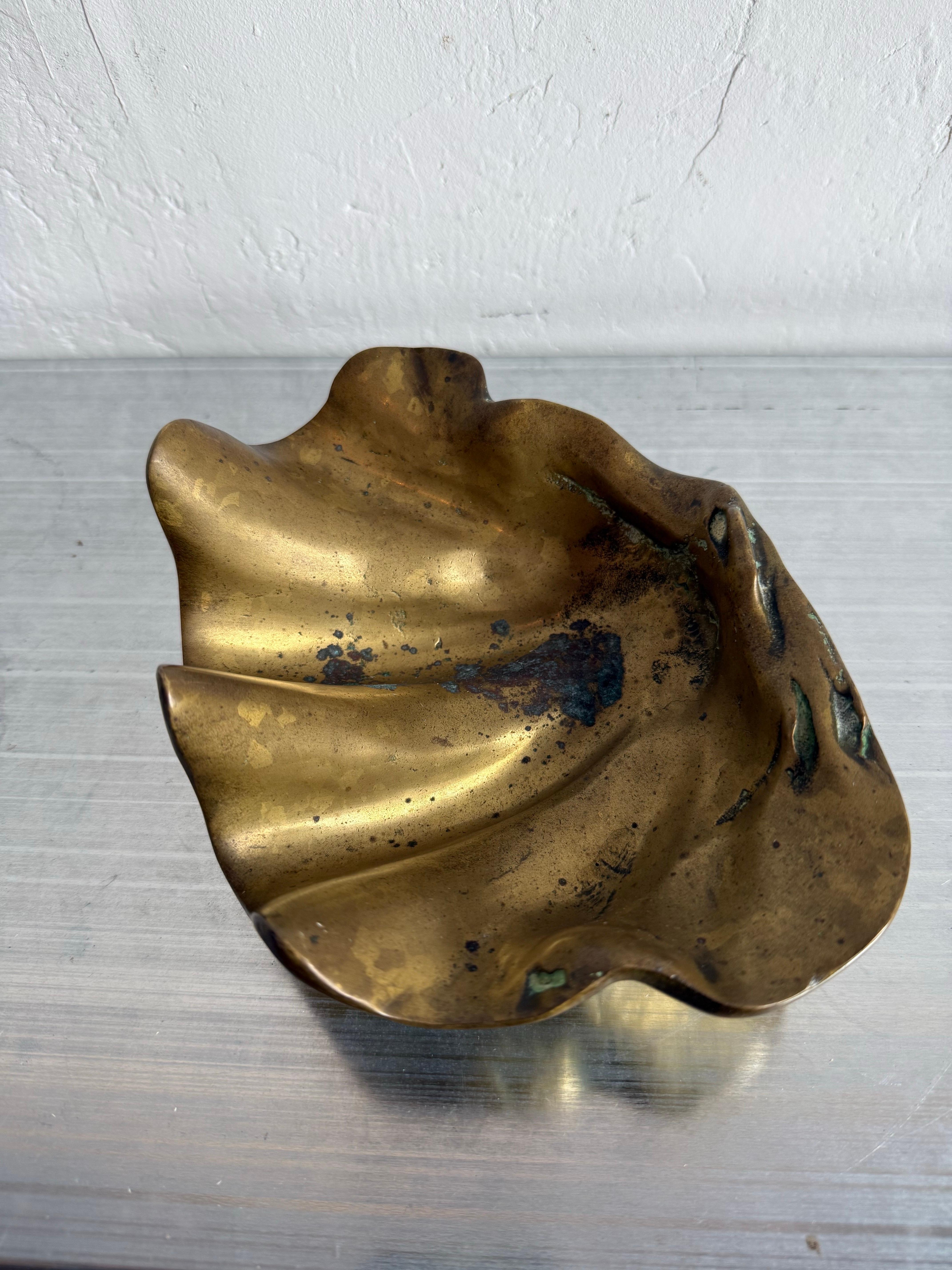 Brazilian Modern Bronze Clam Shell Ashtray or Catchall, 1960s For Sale 9